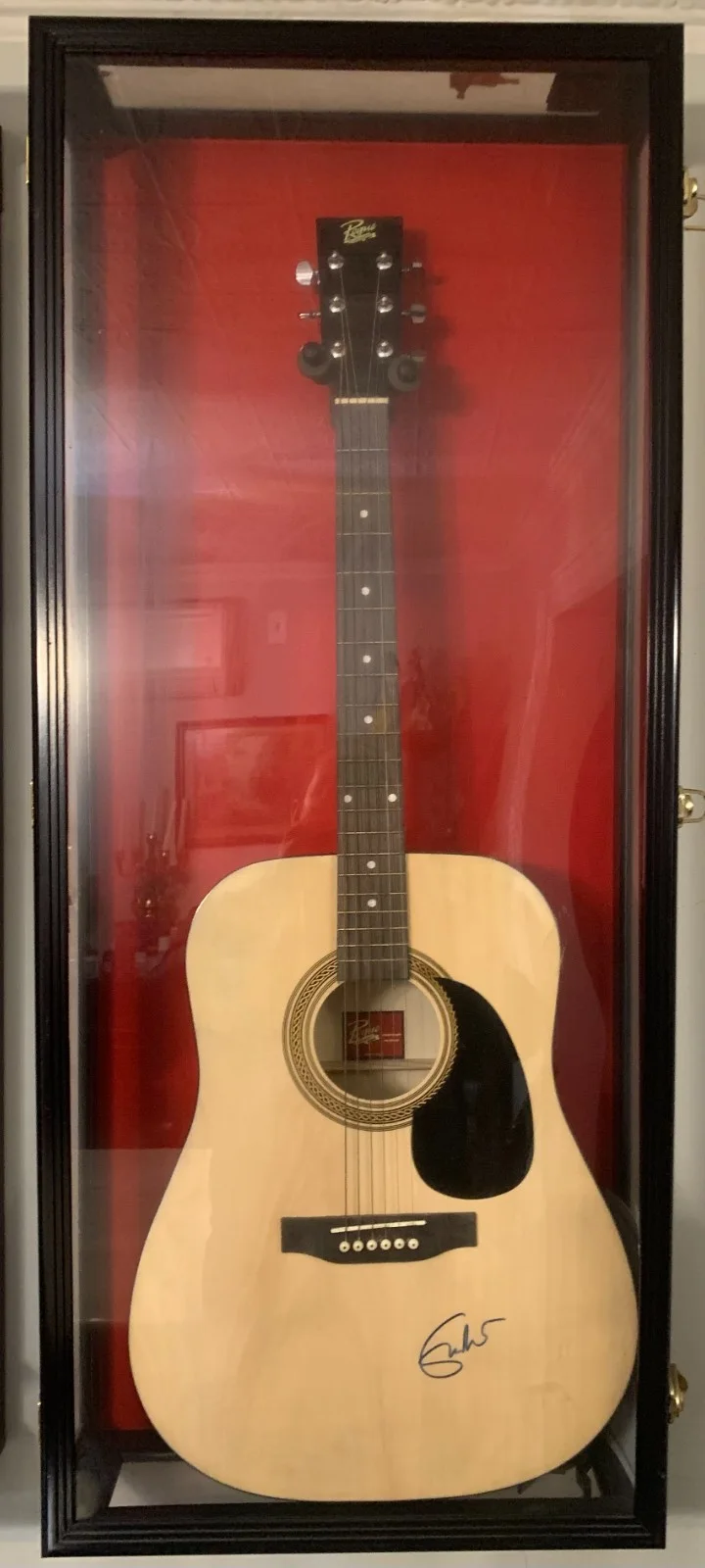 Eric Clapton — Eric Clapton Signed Autograph Fender Acoustic Guitar Cream (Mint Condition)