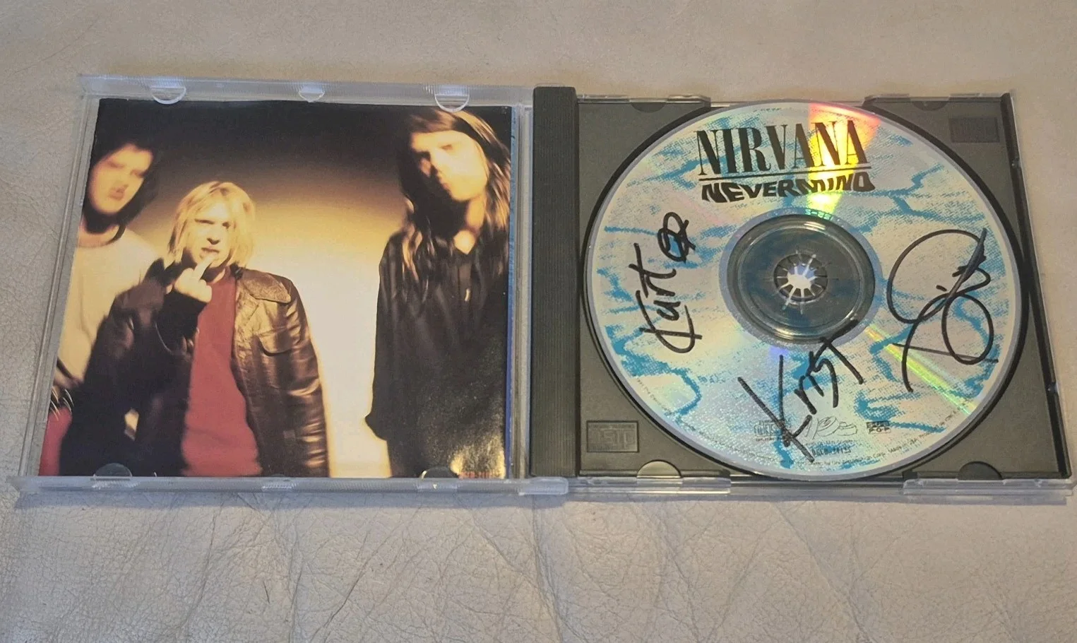 Nirvana Signed Autographed Cd Grohl Kurt Cobain Entire Band Bleach Nivermind, image 5