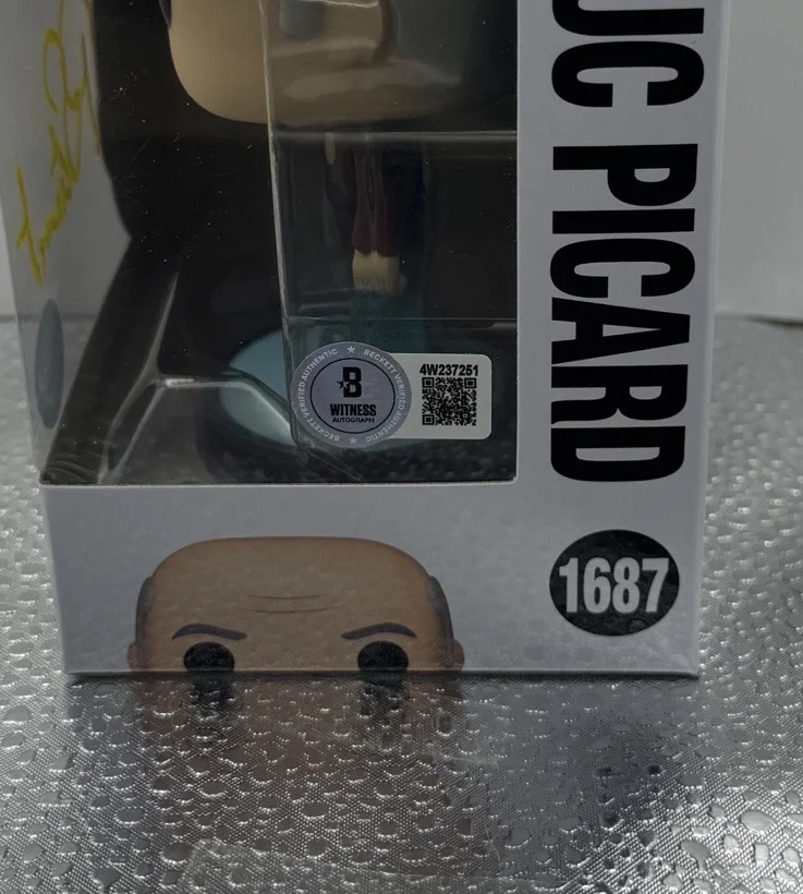 Patrick Stewart — PATRICK STEWART SIGNED STAR TREK JEAN-LUC PICARD FUNKO POP GLITTER BAS BECKETT 3, image 5