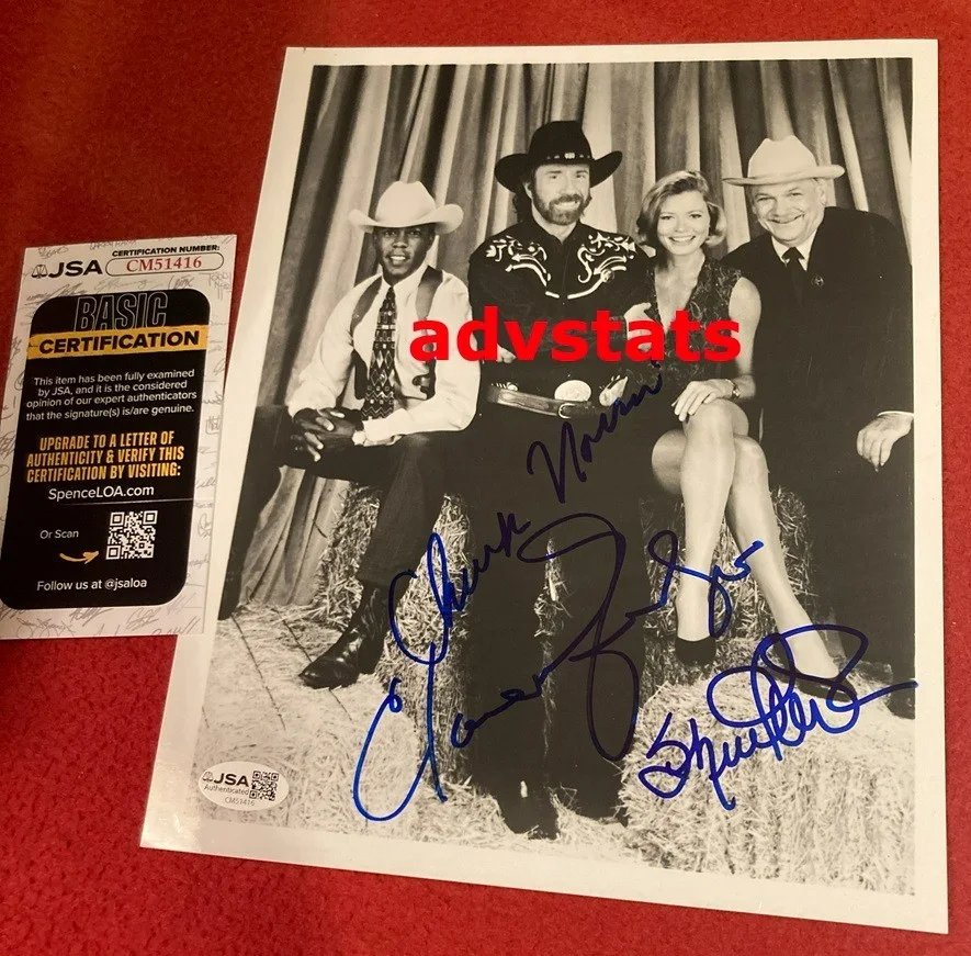 Chuck Norris, Clarence Gilyard, Sheree J Wilson — JSA authentic WALKER TEXAS RANGER signed 8x10 bw CHUCK NORRIS,CLARENCE,SHEREE nm