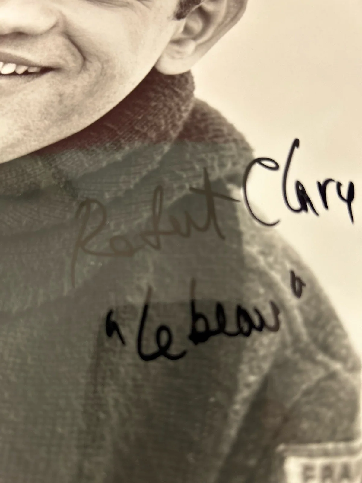 Robert Clary — Hogan's Heroes ROBERT CLARY Lebeau signed AUTOGRAPH, image 2