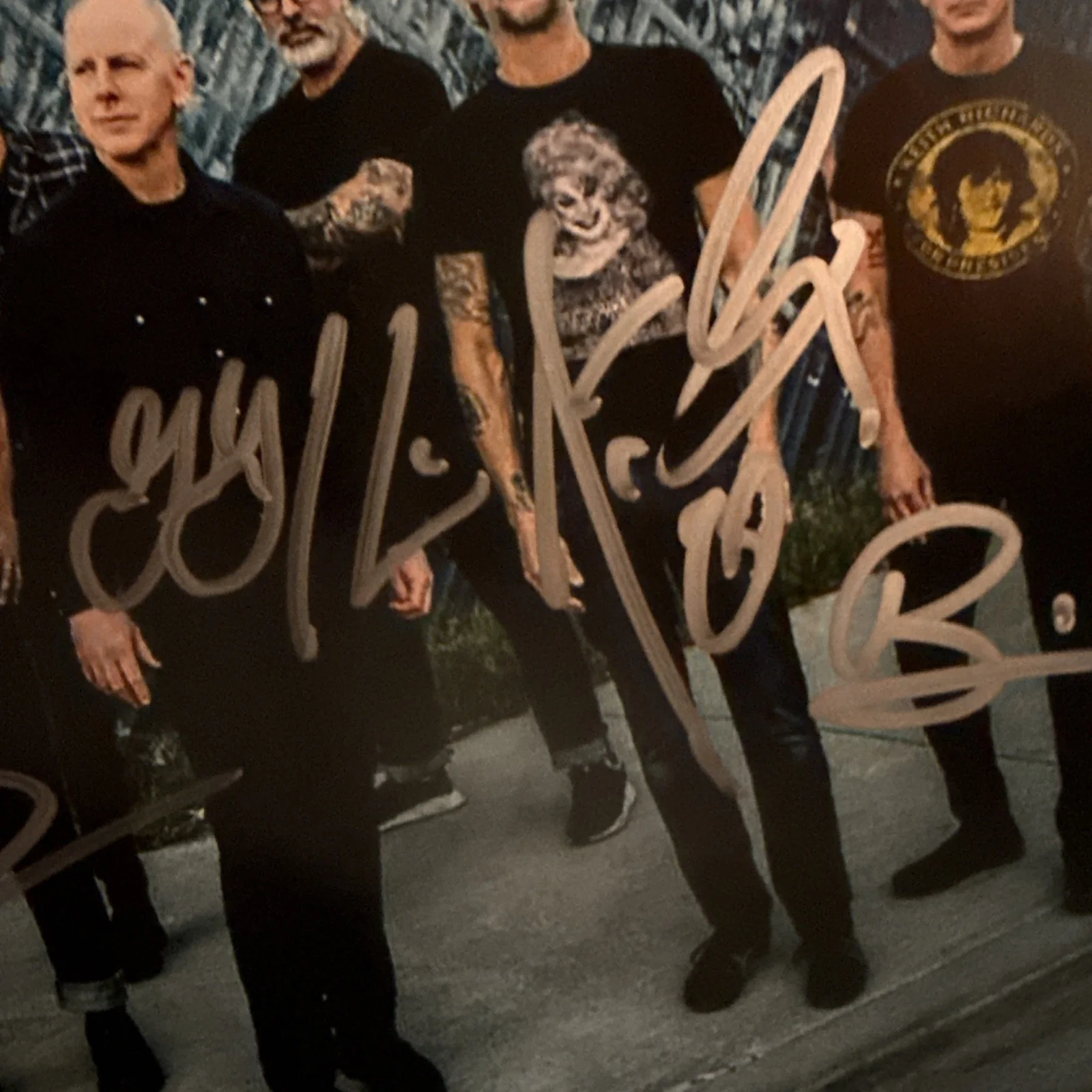 VERY RARE BAD RELIGION BAND SIGNED BY ALL 6 AUTOGRAPHED COA, image 4