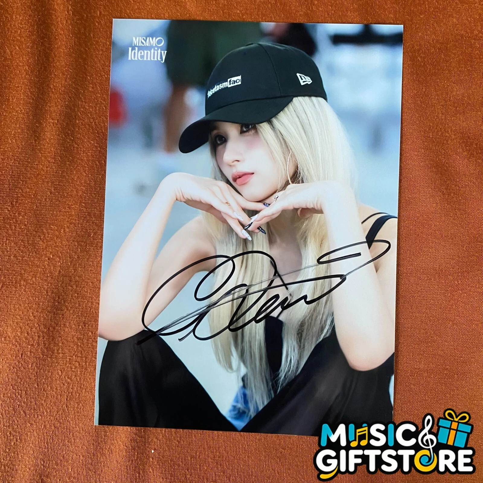 TWICE SANA Autographed Signed Photo MISAMO IDENTITY K-POP Collection 2024 #MUGS, изображение 5