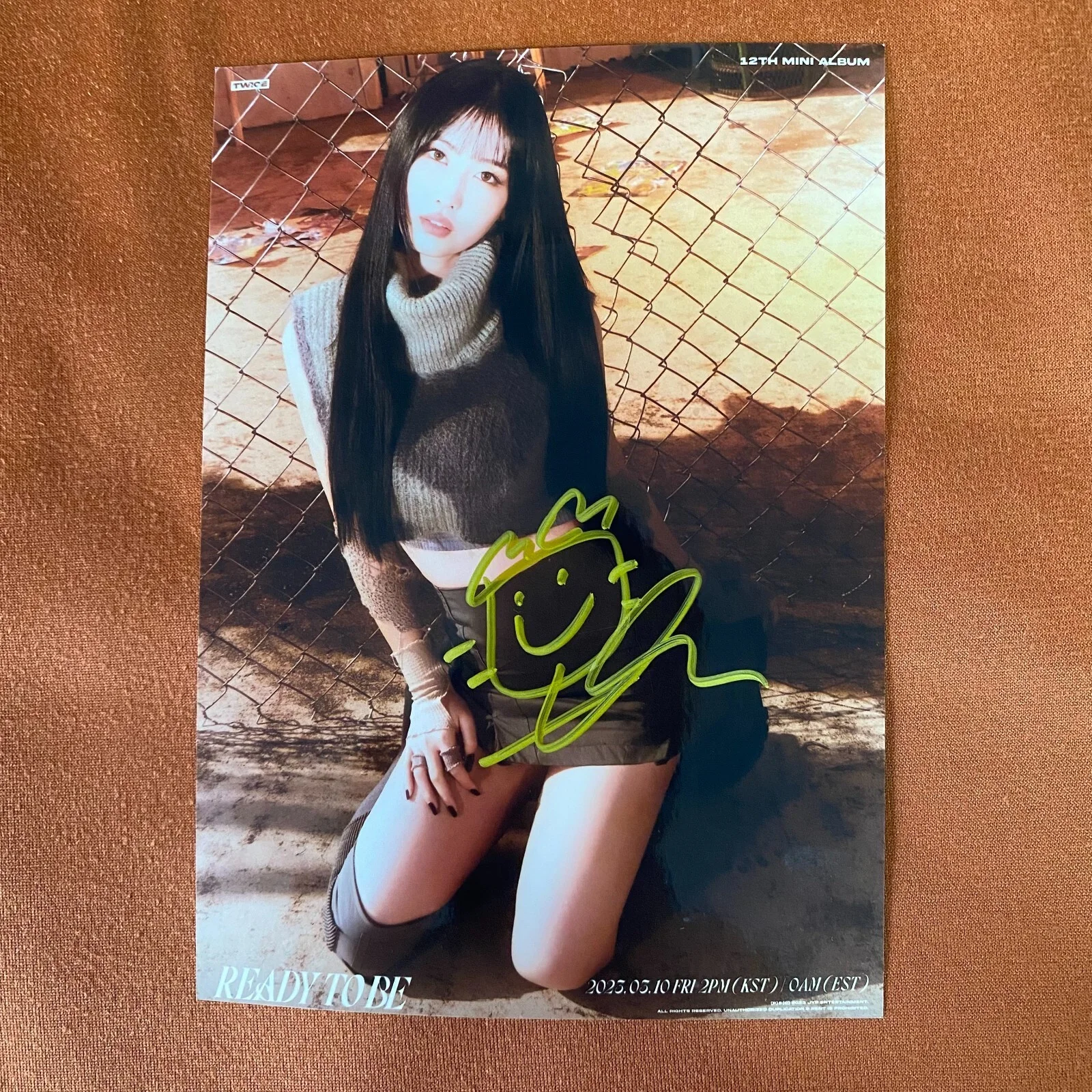 TWICE Ready TO Be Autographed Signed Photo 4*6 K-POP Collection 2024A #MUGS, изображение 3