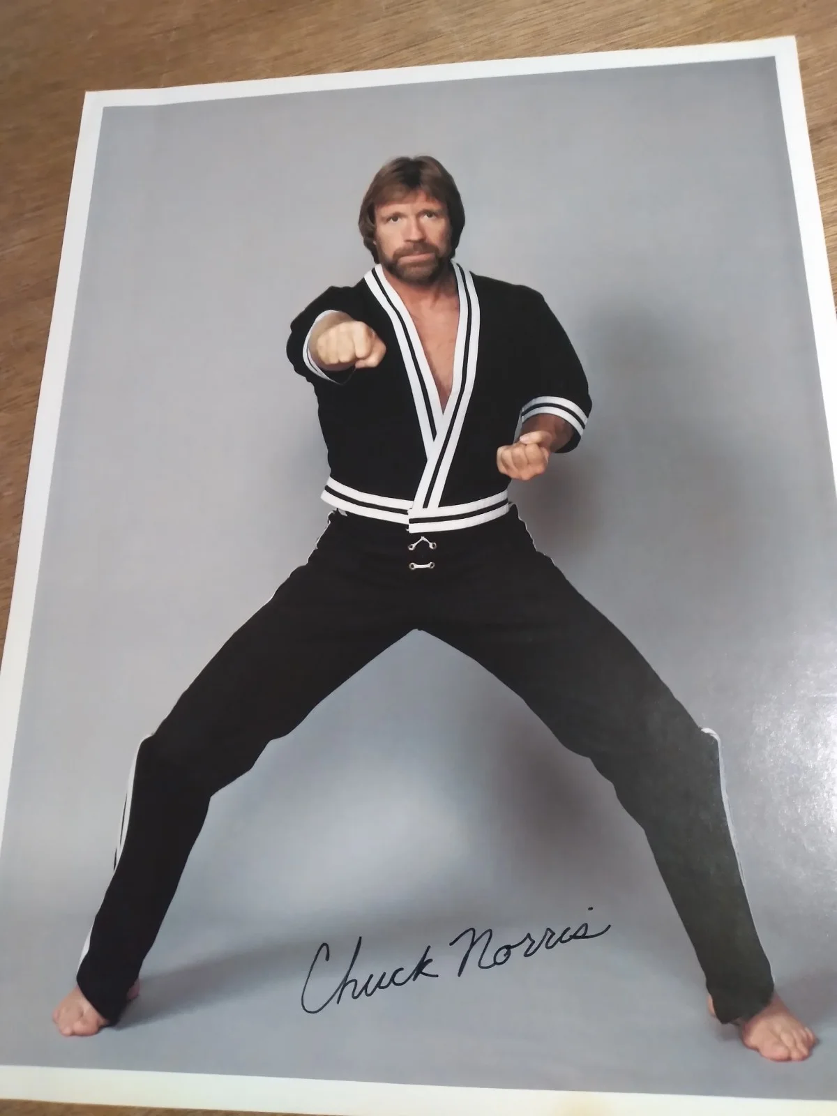Chuck Norris — Vintage 90s 8x10 Chuck Norris Dojo Signed Autograph Photo & Promo Movie Card 🔥, изображение 2