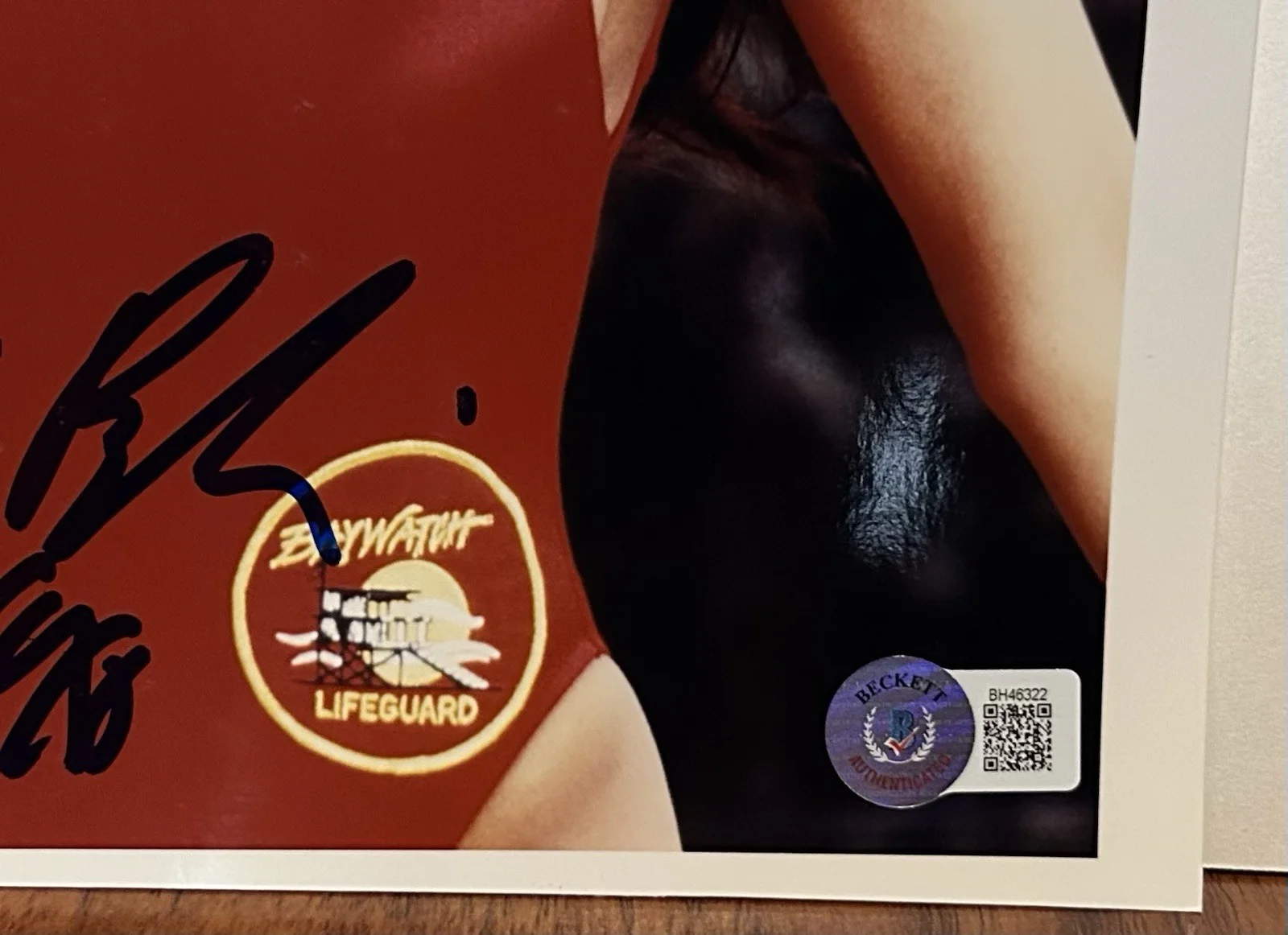 TRACI BINGHAM SIGNED BAYWATCH JORDAN TATE 8X10 PHOTO BECKETT BAS, image 2
