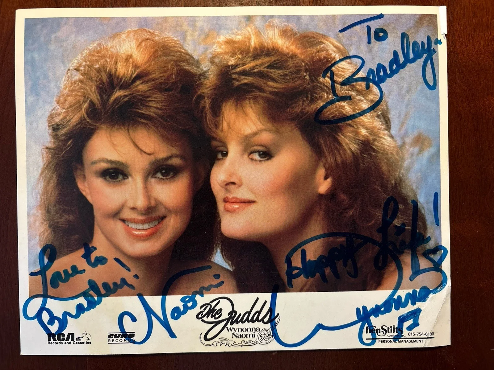 Wynonna & Naomi Judd 8” x 10” RCA Promotional Photo with Original Autographs, изображение 5