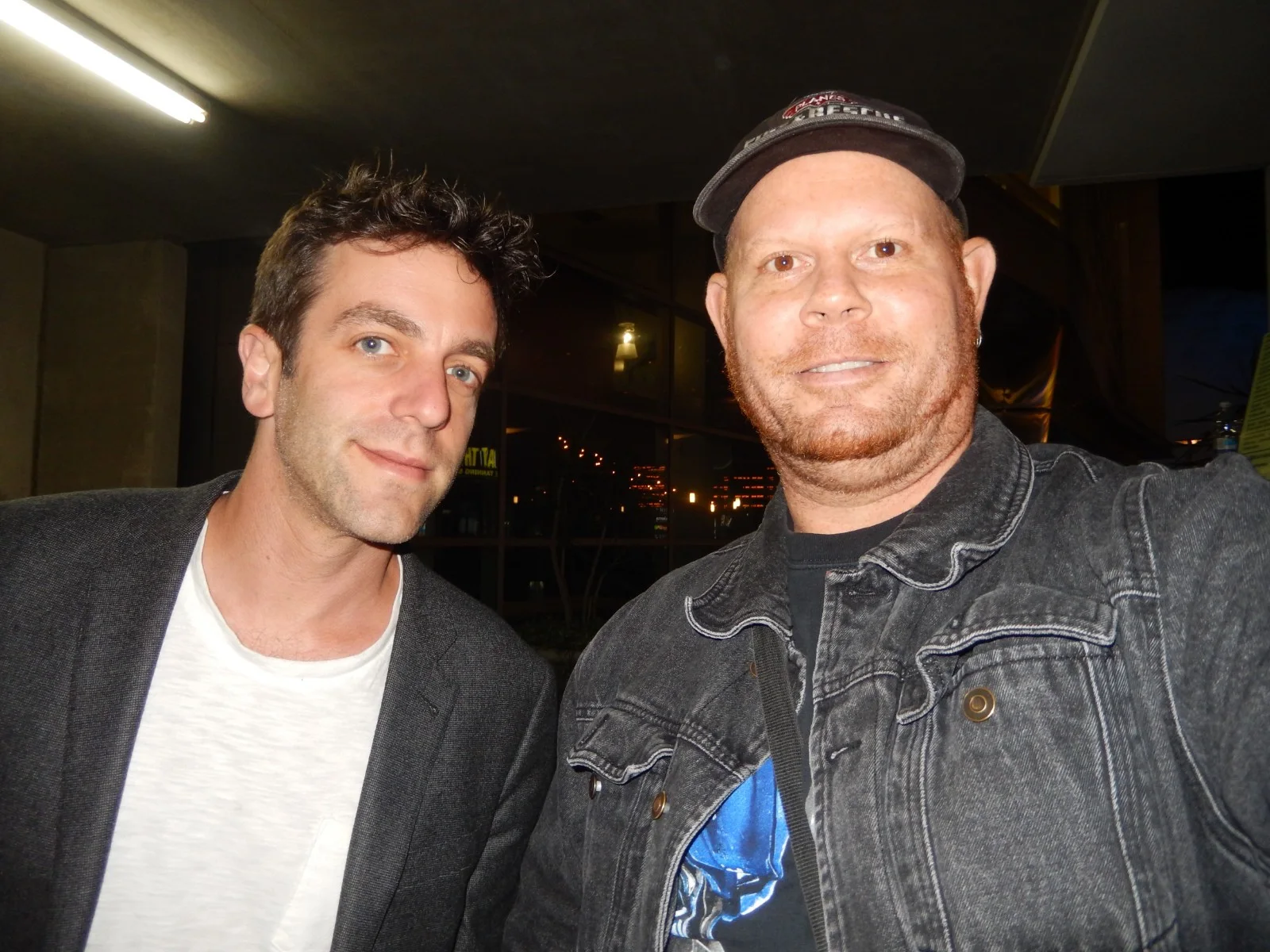 B.J. NOVAK — B.J Novak The Office matted signed index card with photo 11x17 #1 Ryan, изображение 3