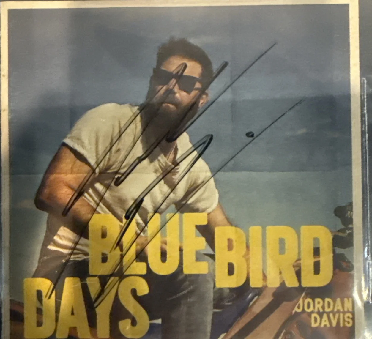 Jordan Davis SIGNED CD Booklet “Blue Bird Days” - Beckett BAS Encased Slab, image 2