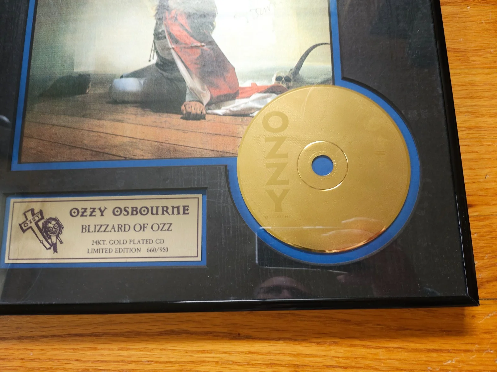 OZZY OSBOURNE - BLIZZARD OF OZZ - SIGNED AUTOGRAPH 24 KT GOLD CD LIMITED EDITION, изображение 3
