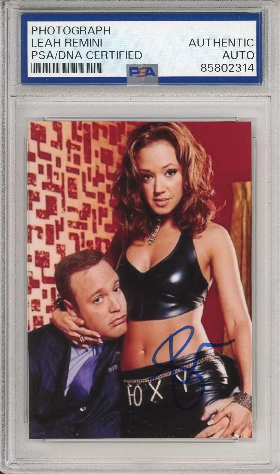 Leah Remini — LEAH REMINI SIGNED PHOTO PSA DNA COA KING OF QUEENS HOT SEXY MOMMY AUTOGRAPH