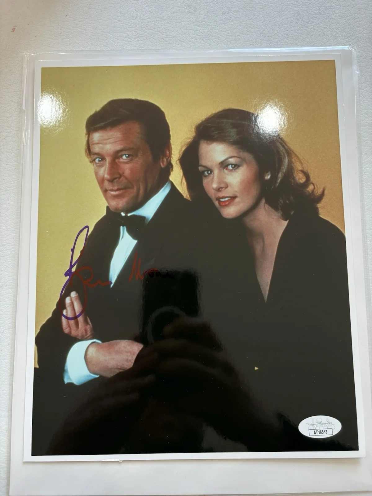 Roger Moore — Roger Moore Signed 8x10 Photo “Moonraker” JSA COA STICKER Autograph, image 2