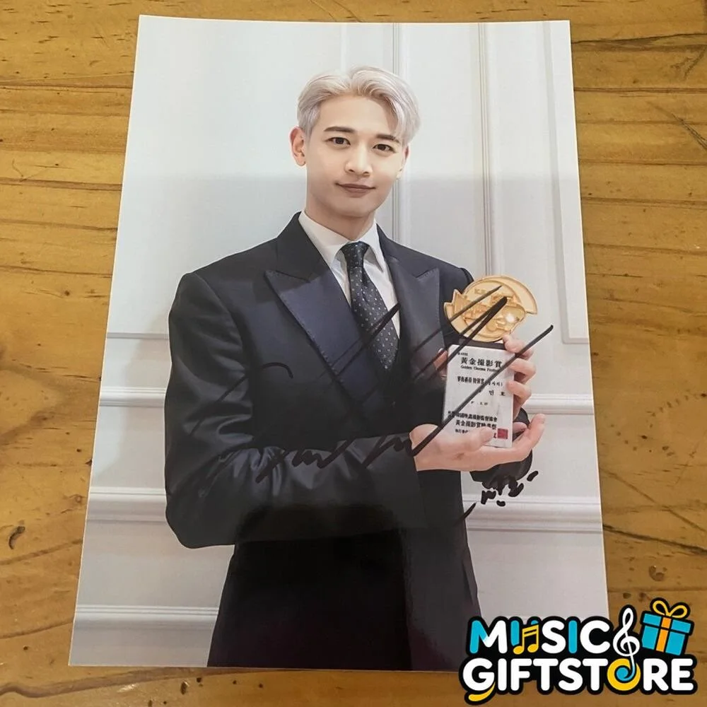 SHINee Minho Autographed Signed Photo 4*6 K-POP COLLECTION AUTOGRAPHED 2024c #MU, image 3