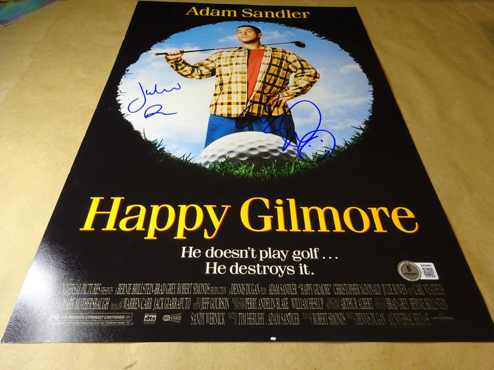 Adam Sandler, Julie Bowen — Signed Adam Sandler Julie Bowen Autographed 12"x18" Happy Gilmore Photo BAS COA, image 2