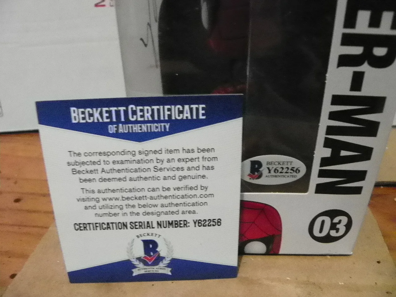 Jake Johnson — Marvel Spiderman Jake Johnson Signed Autographed Funko Pop #03 Beckett COA, image 3