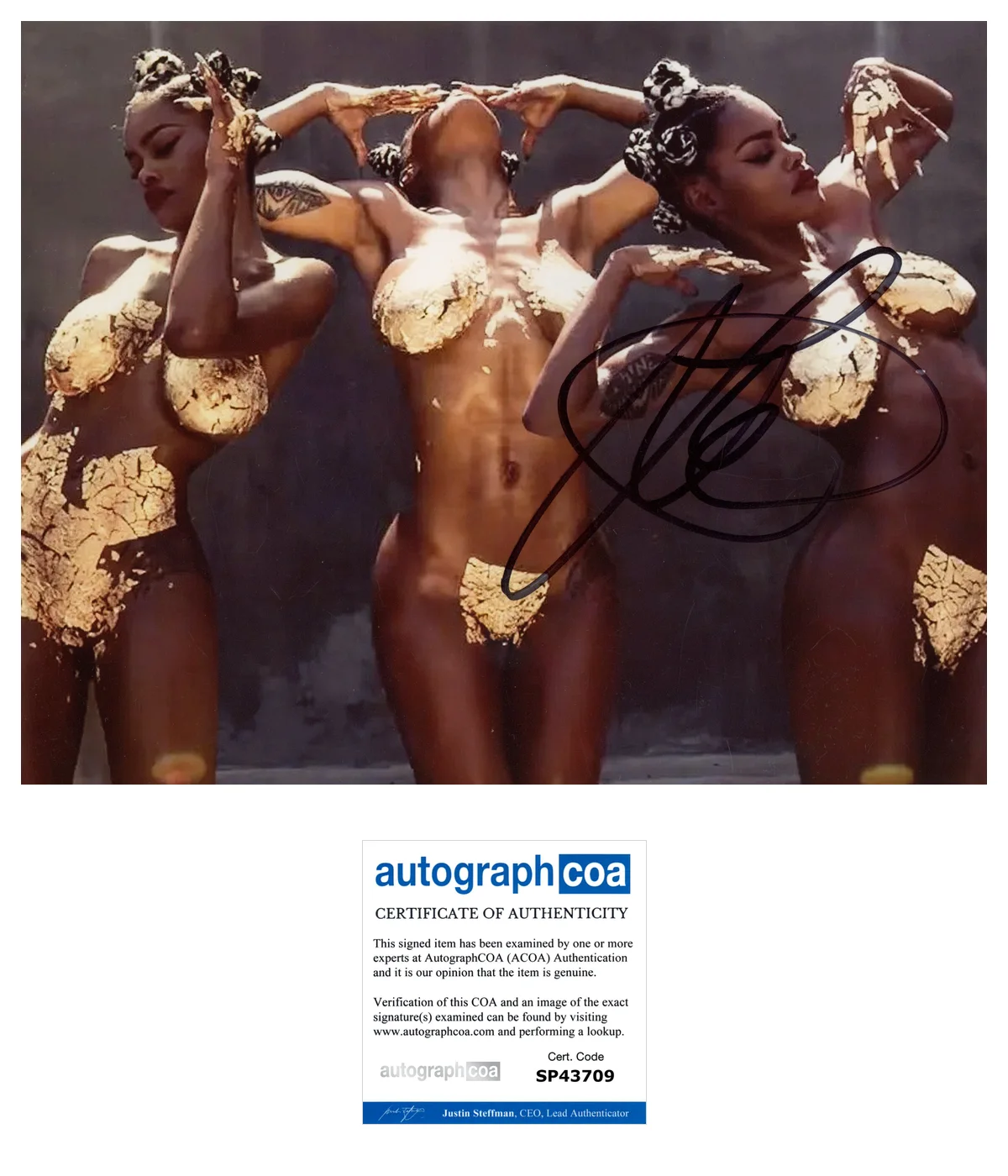 TEYANA TAYLOR SIGNED AUTOGRAPH CHAMPIONS 8x10 PHOTO w/EXACT VIDEO PROOF & COA, изображение 3