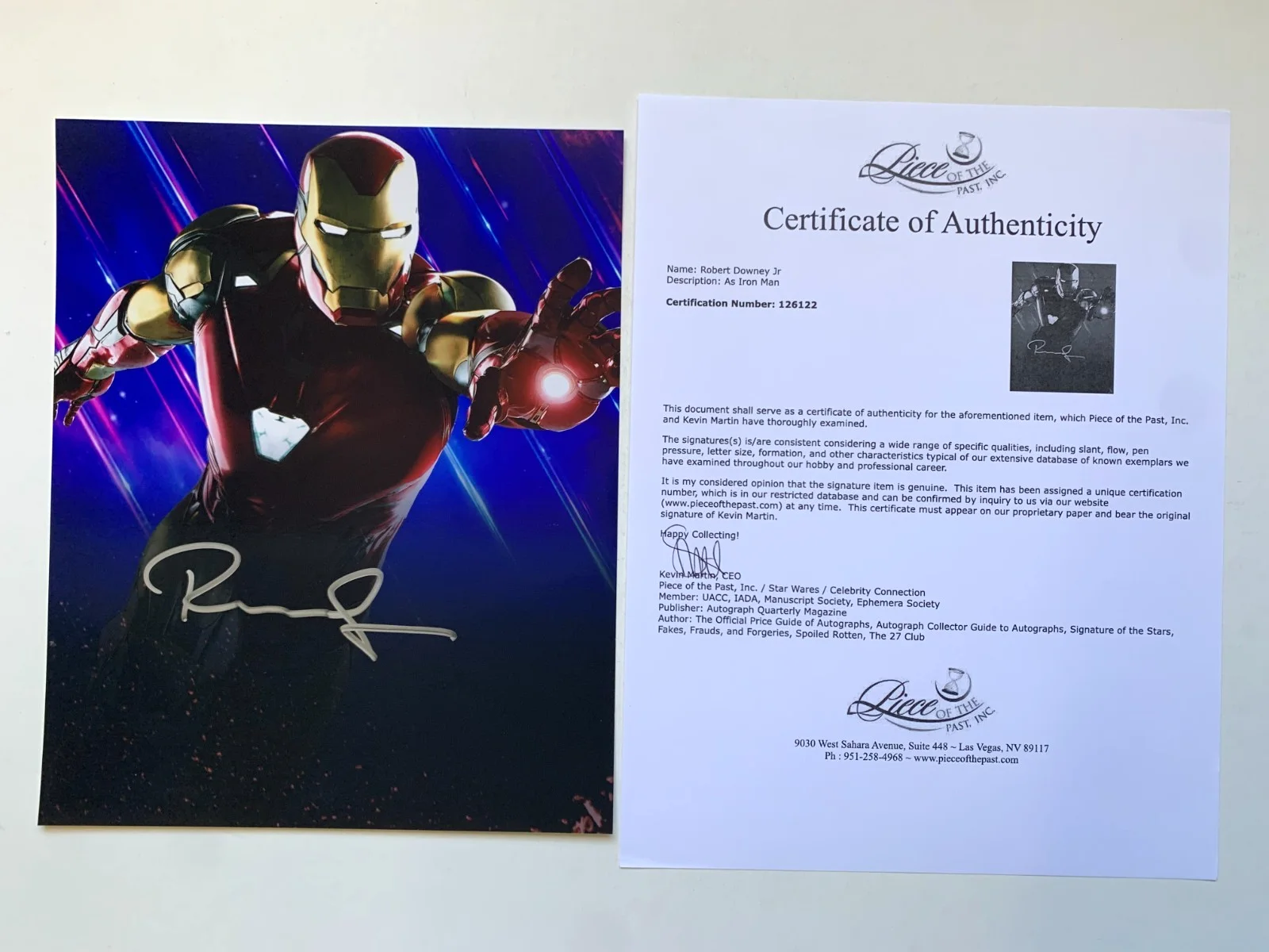 Robert Downey Jr — ROBERT DOWNEY JR. Iron Man signed photo, w/ COA, 8x10, изображение 3