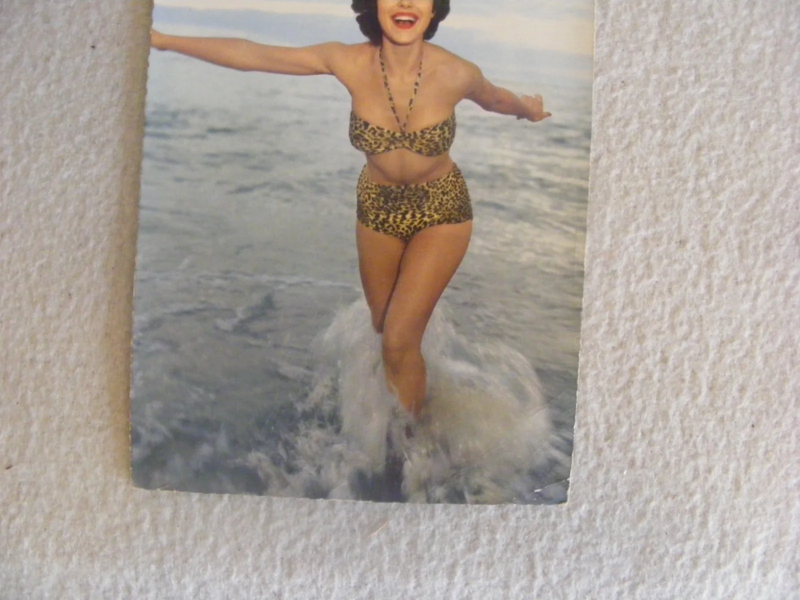 large italian glamour postcard gm milano 1950s original, изображение 3