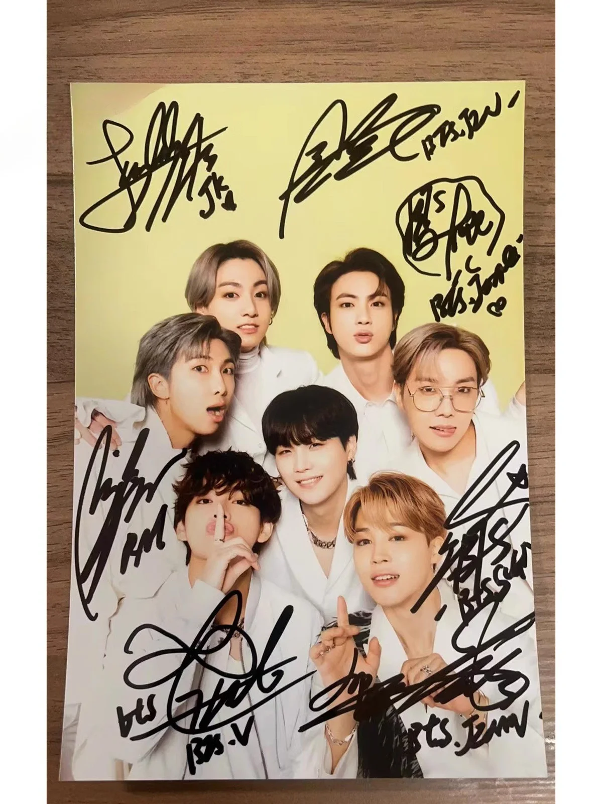 BTS — 2024 BTS Autographs 4*6 Hand Signed Autographed Photo Fans Gift_RARE PHOTO, изображение 3