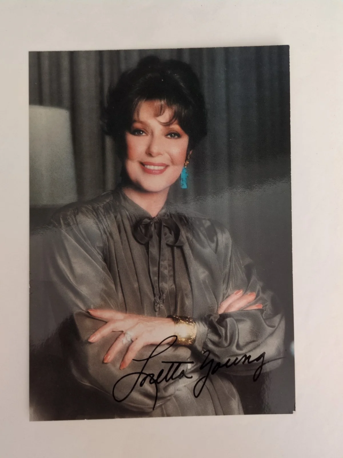 Loretta Young — Loretta Young Signed Autograph Photo Vintage Hollywood Actress Portrait