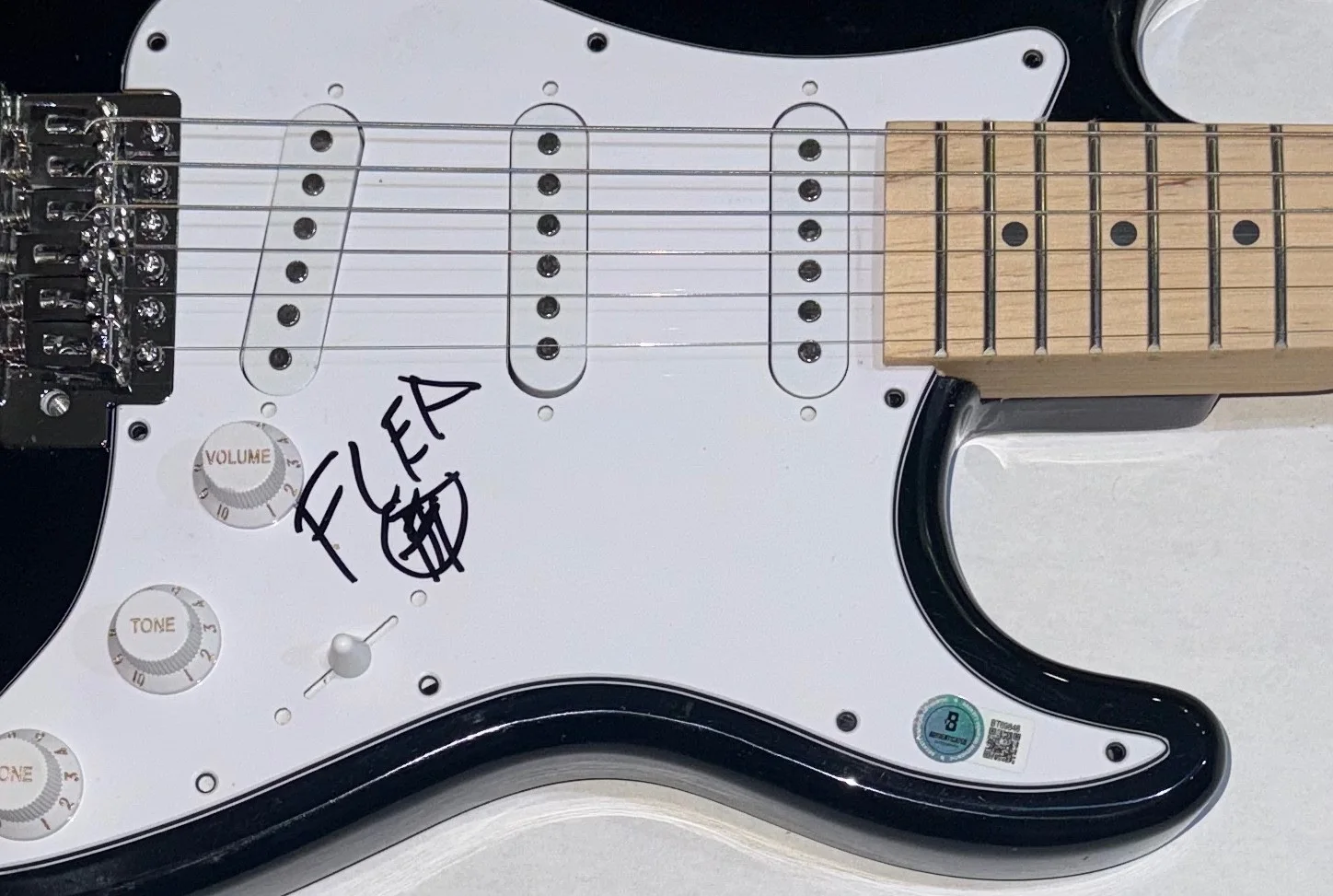 Flea Red Hot Chili Peppers Signed Autograph Electric Guitar RHCP Beckett COA, image 4
