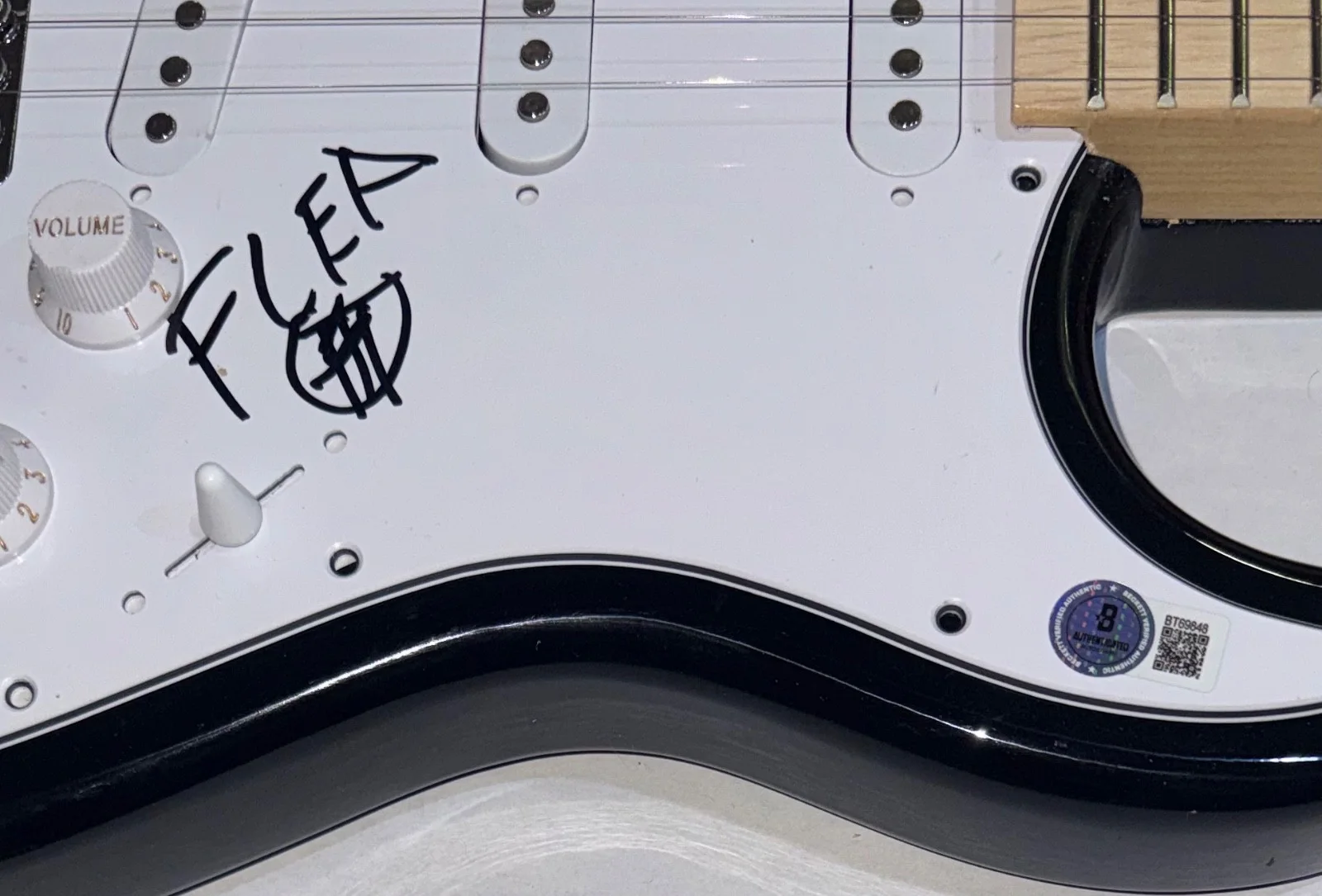 Flea Red Hot Chili Peppers Signed Autograph Electric Guitar RHCP Beckett COA, image 5