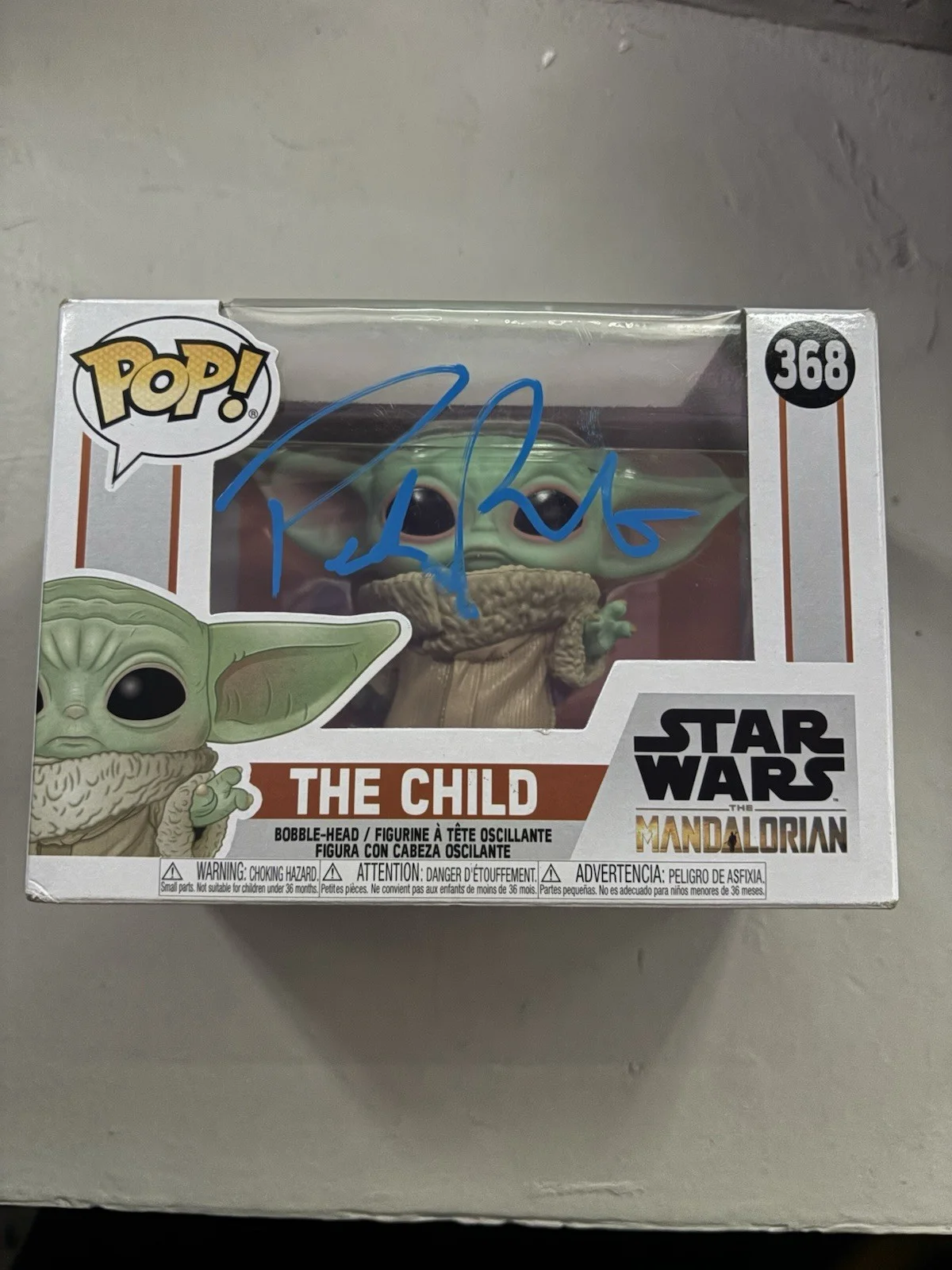 pedro pascal — Pedro Pascal Signed Funko Pop #368 The Mandalorian – Autograph w/ Video Proof, image 2