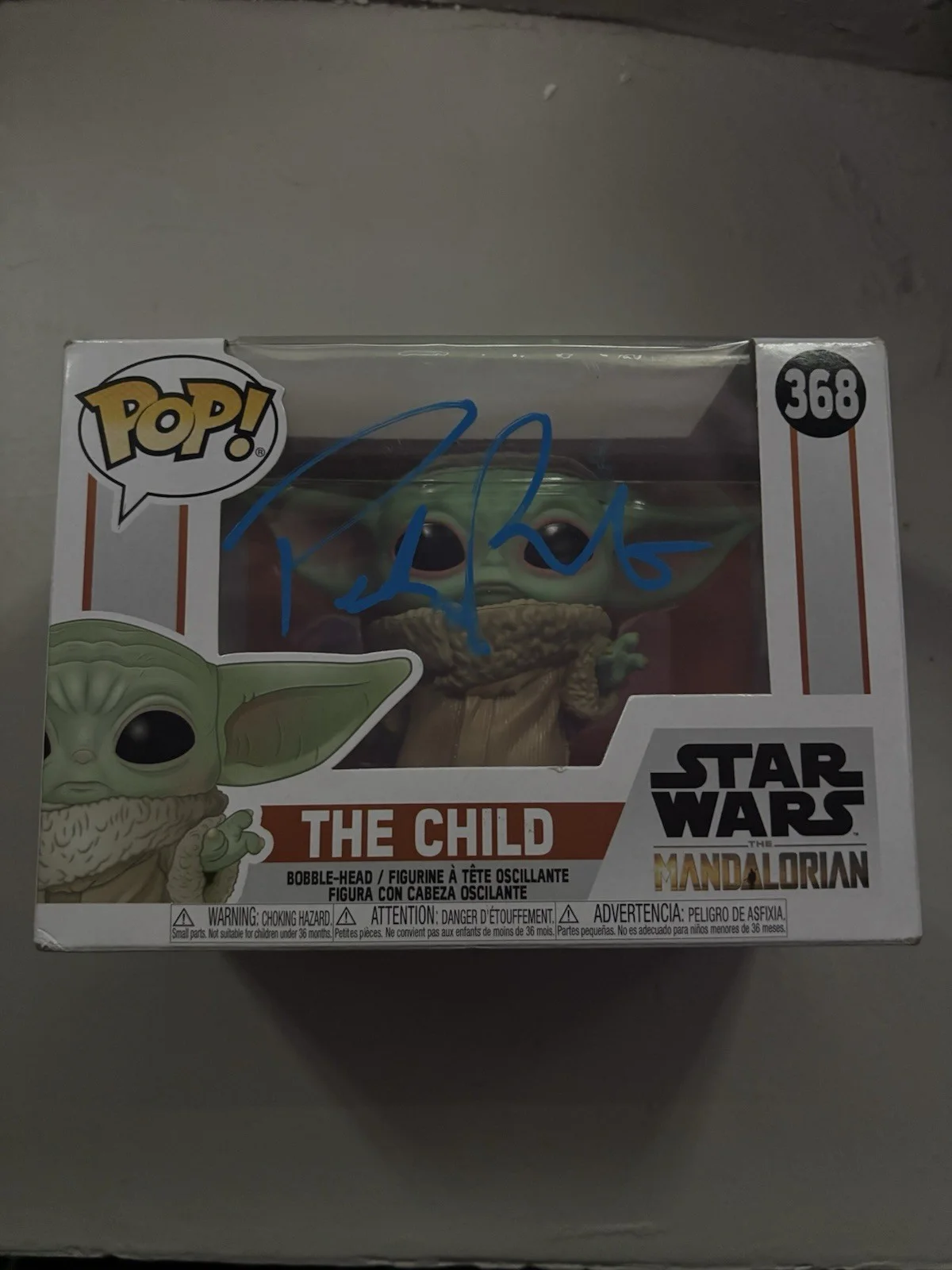 pedro pascal — Pedro Pascal Signed Funko Pop #368 The Mandalorian – Autograph w/ Video Proof, image 3