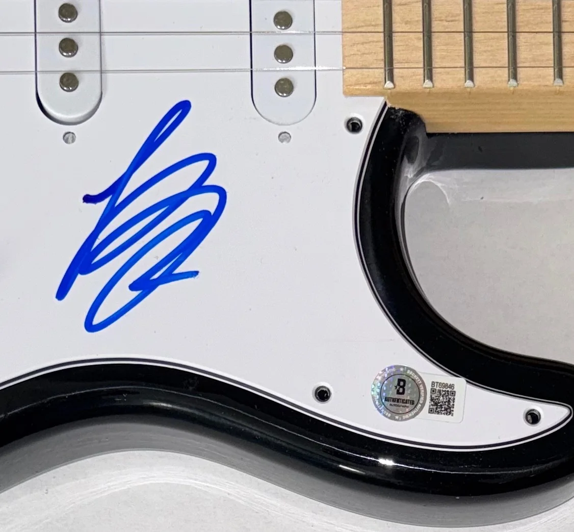 Luke Bryan Signed Autograph Electric Guitar Country Music Star Beckett COA, изображение 5