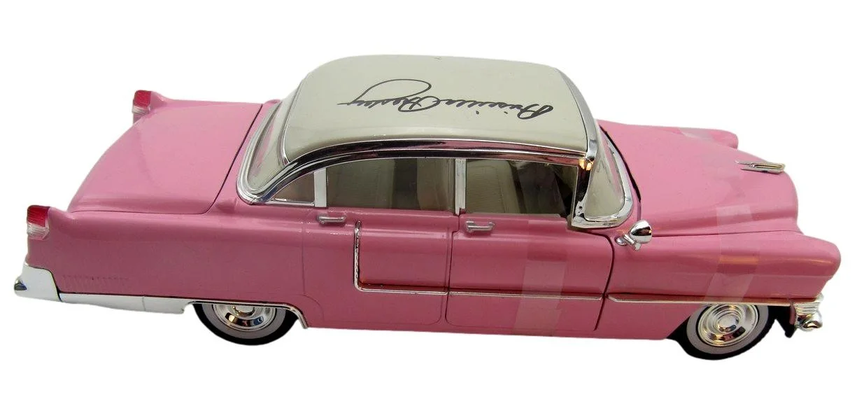 Pricilla Presley Signed 1:18 Scale 1955 Pink Cadillac Greenlight Diecast Car JSA, изображение 5