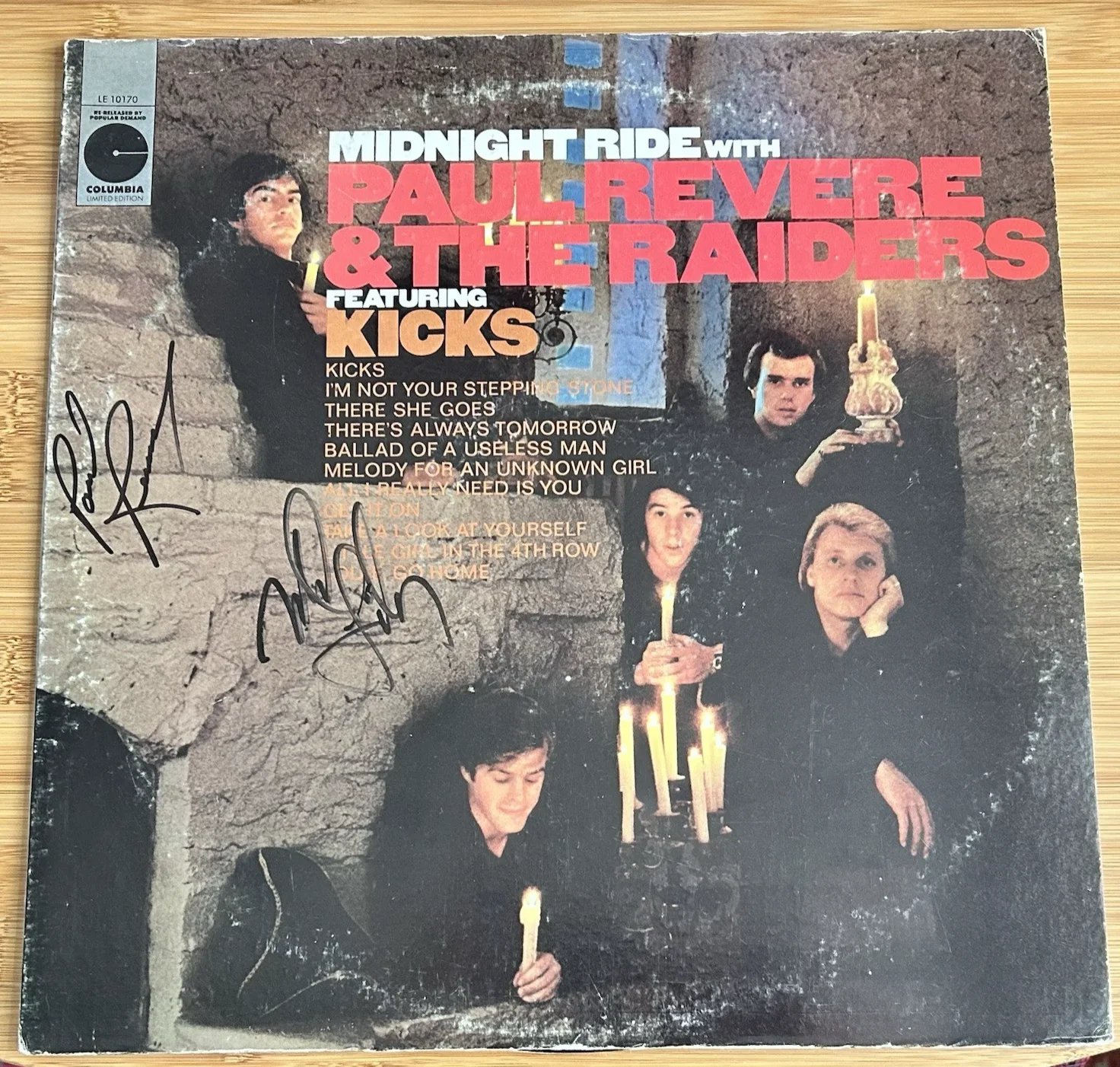 Paul Revere & The Raiders "Midnight Ride" Vinyl - Autographed/Signed - Paul + 1, изображение 2