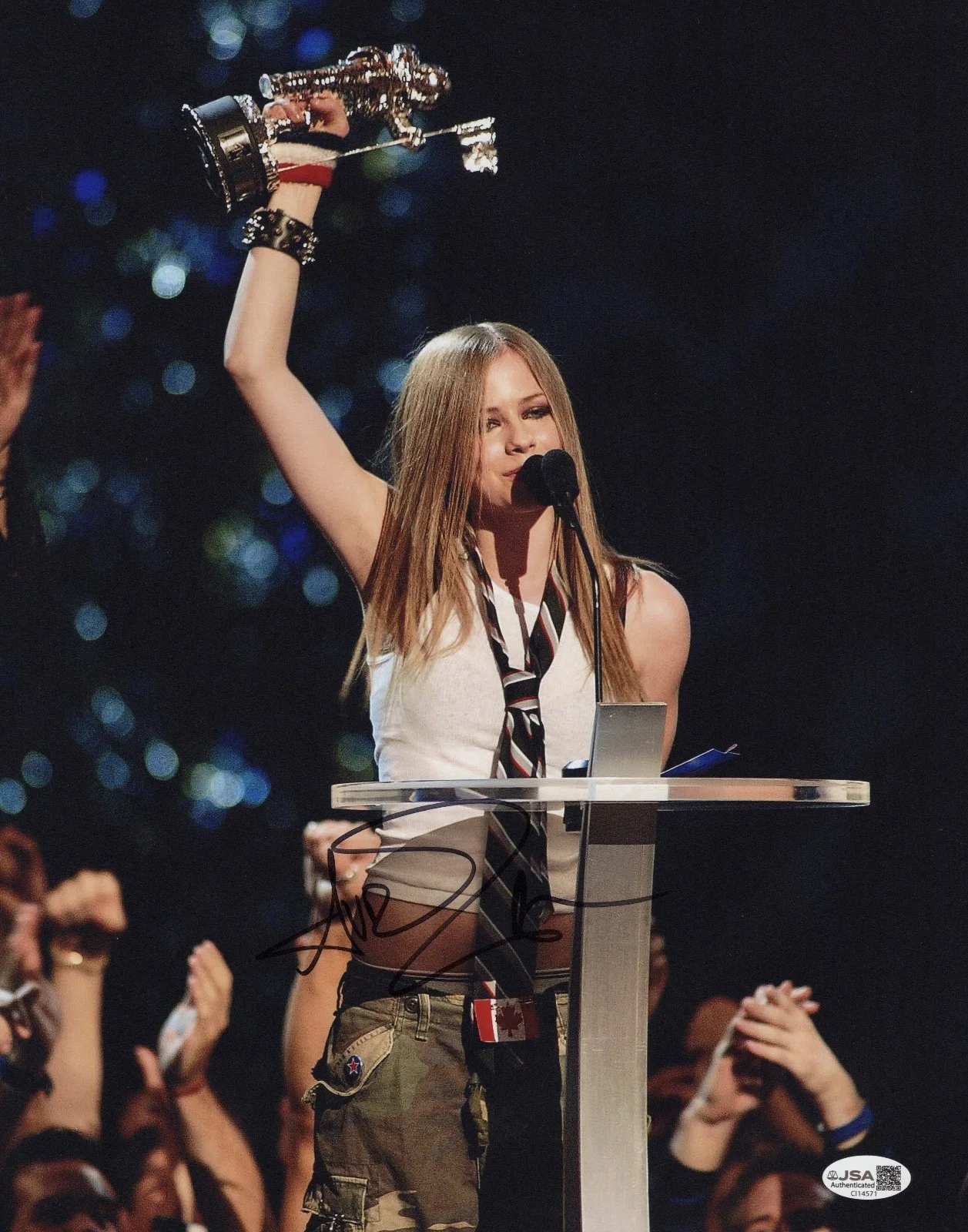 Avril Lavigne Signed 11x14 Photo (2002 MTV Video Music Awards) JSA COA CI14571, изображение 2