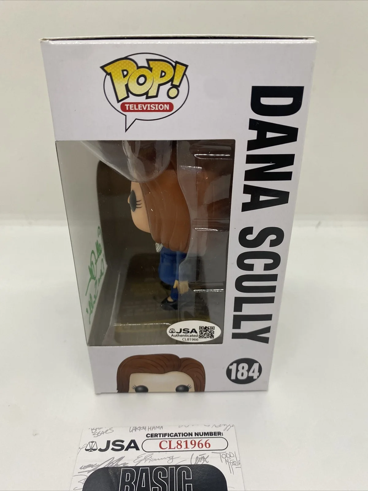 Gillian Anderson — Gillian Anderson Signed Funko Pop #1613 "Dana Scully" Funko Pop! #1613 JSA COA, image 2