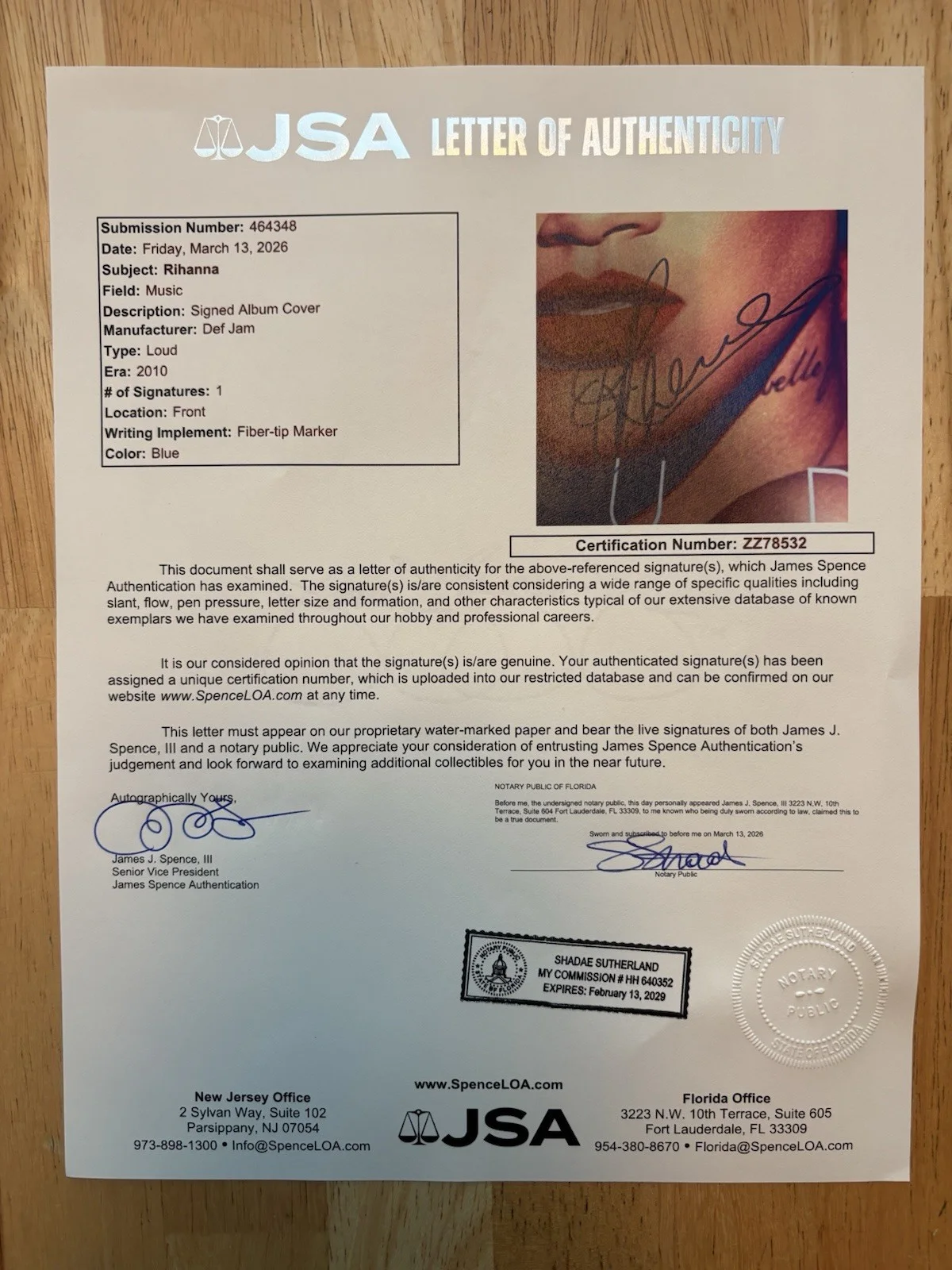 Rihanna Signed Autographed Loud Record Album LP Vinyl JSA COA LOA Rare, изображение 5