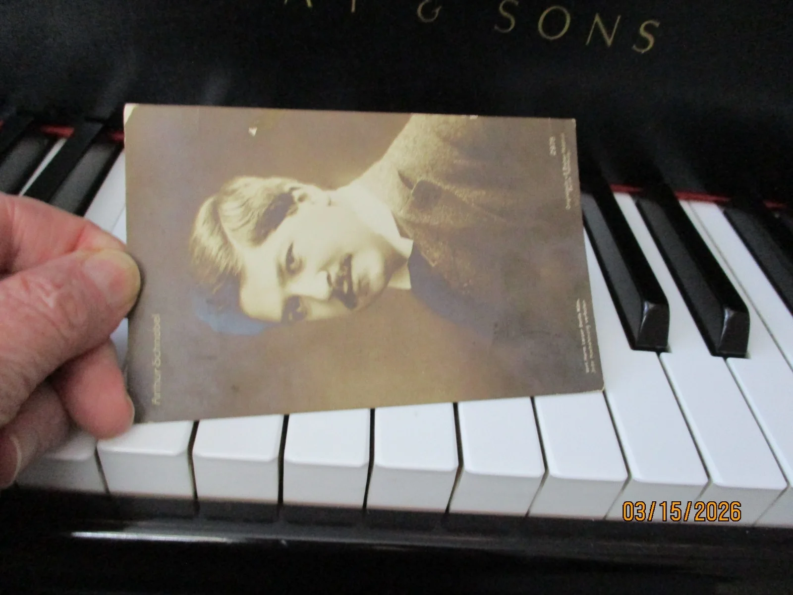 ARTUR SCHNABEL , pianist signature/portrait sepia Berlin; mailed postcard UK, изображение 4