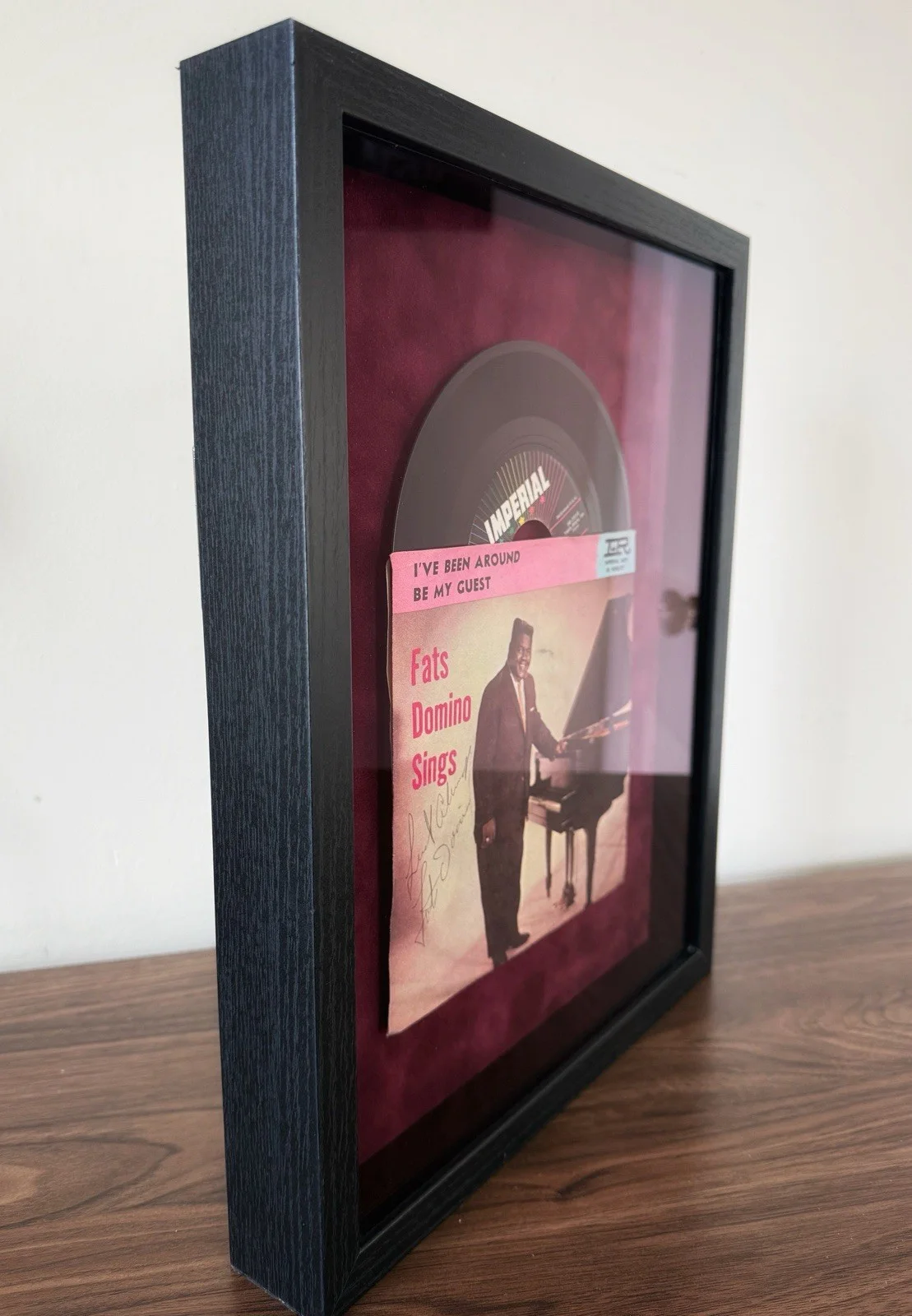 Fats Domino Signed 1959 45rpm Copy Of I’ve Been Around Professionally Framed, изображение 3