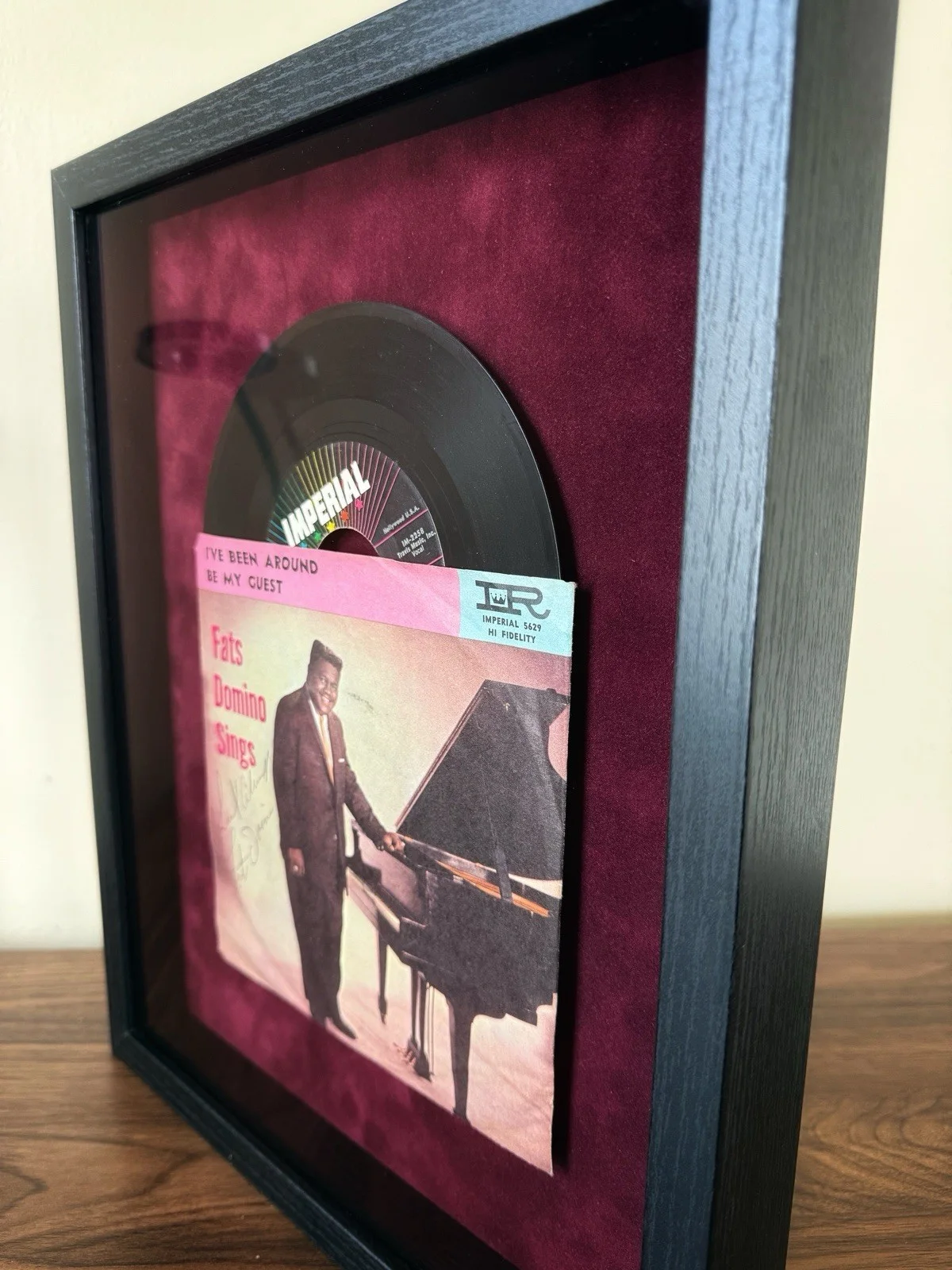 Fats Domino Signed 1959 45rpm Copy Of I’ve Been Around Professionally Framed, изображение 4