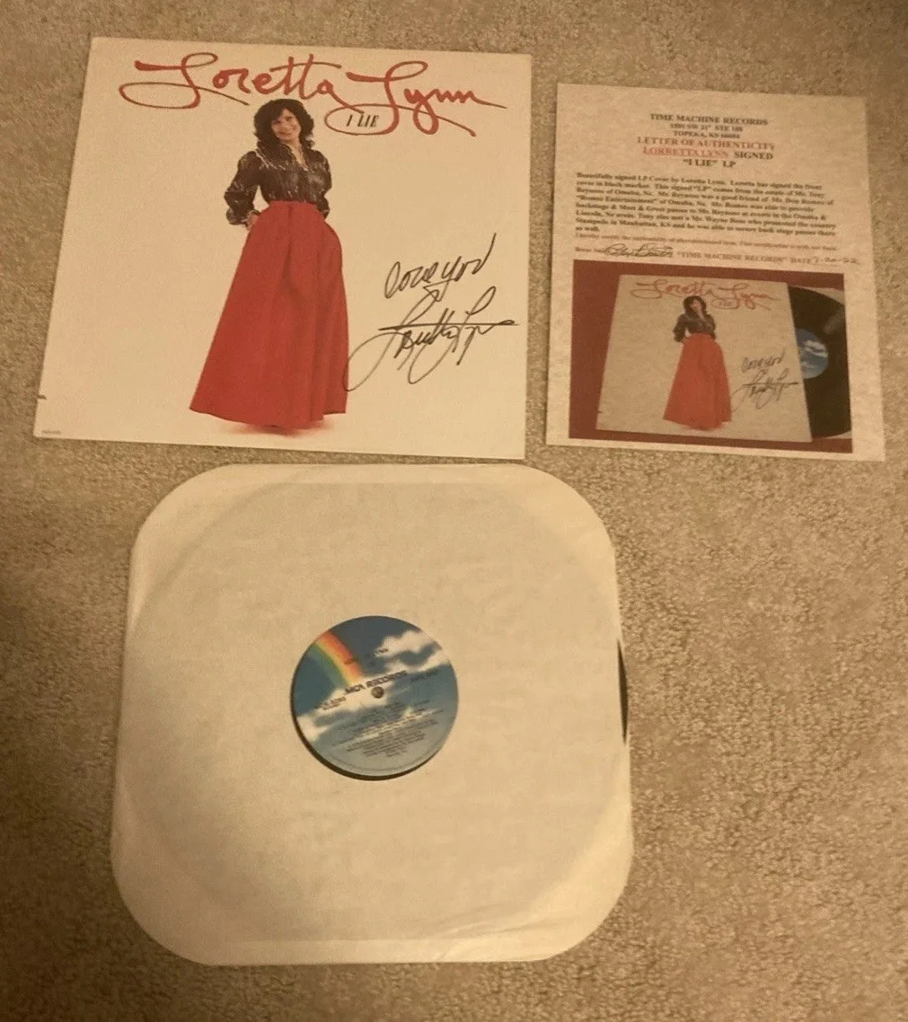 Loretta Lynn “A Lie” LP Vinyl/Signed LP Vinyl Cover, image 3