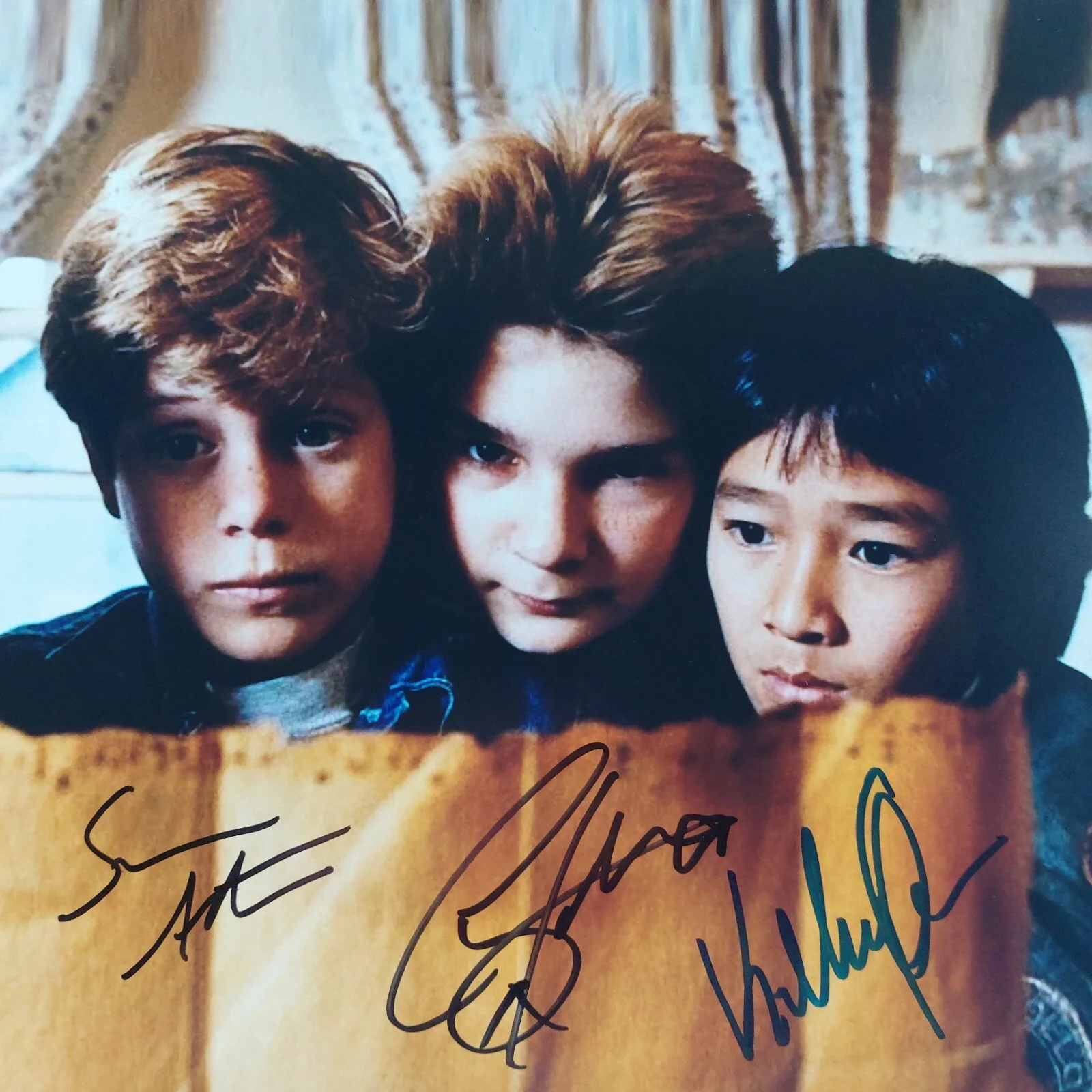 Sean Austin, Corey Feldman, Jonathan Ke Quan — The Goonies cast signed 11x14 photo PSA COA LOA Astin Feldman Ke Quan Truffle, изображение 2