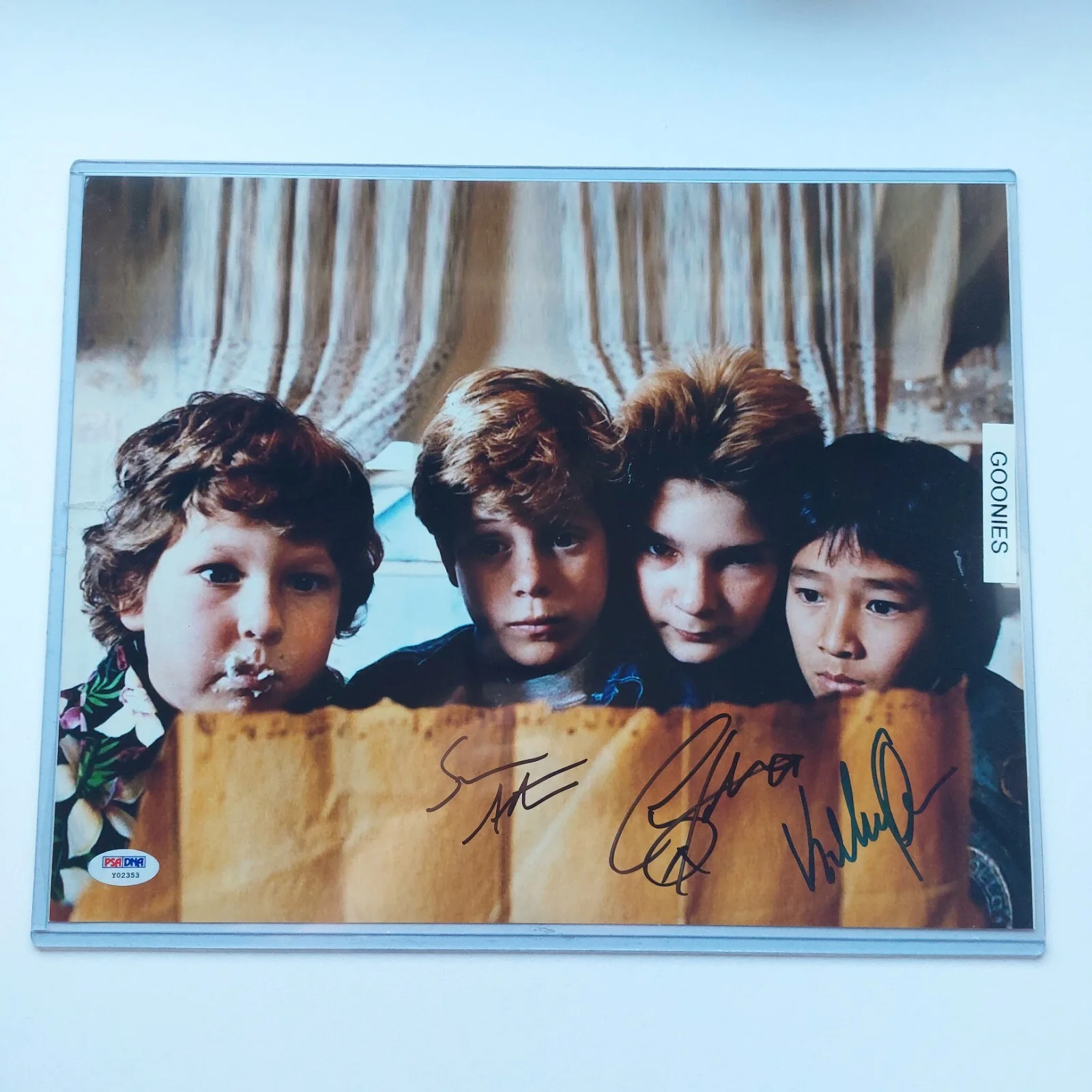 Sean Austin, Corey Feldman, Jonathan Ke Quan — The Goonies cast signed 11x14 photo PSA COA LOA Astin Feldman Ke Quan Truffle, изображение 3