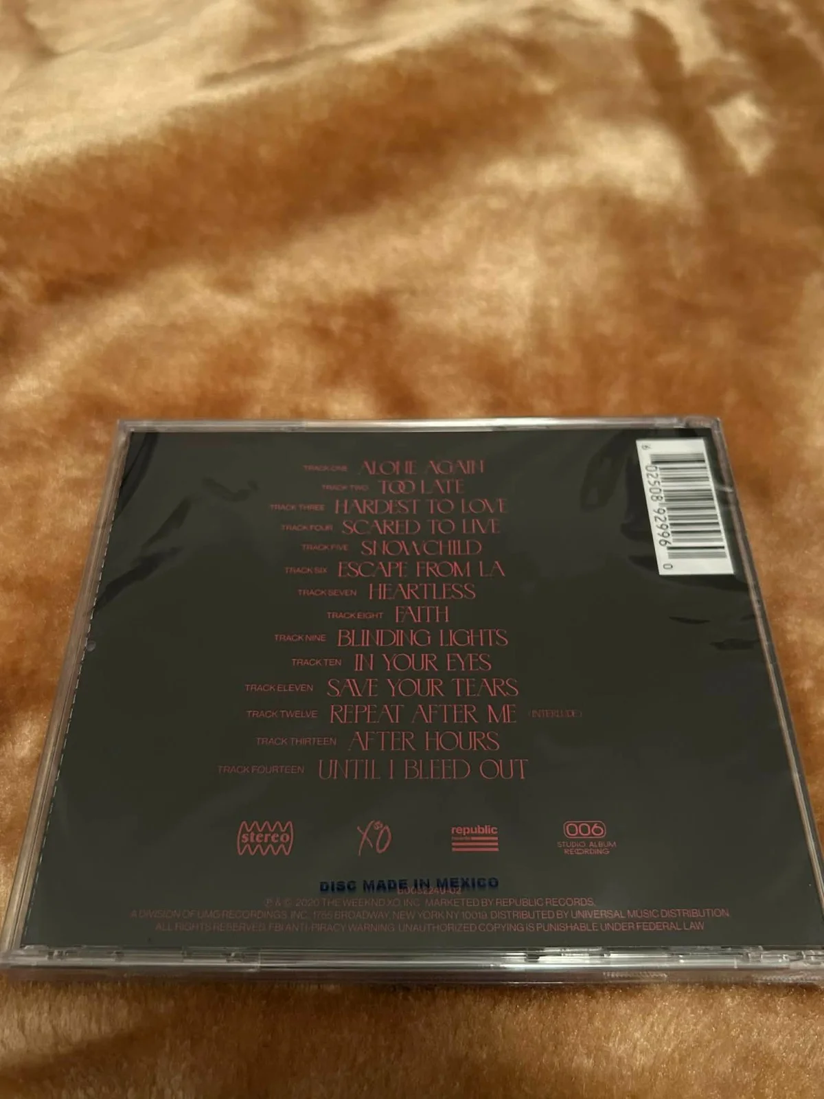 The Weeknd – After Hours Holographic CD Booklet Signed – Limited Edition, изображение 3