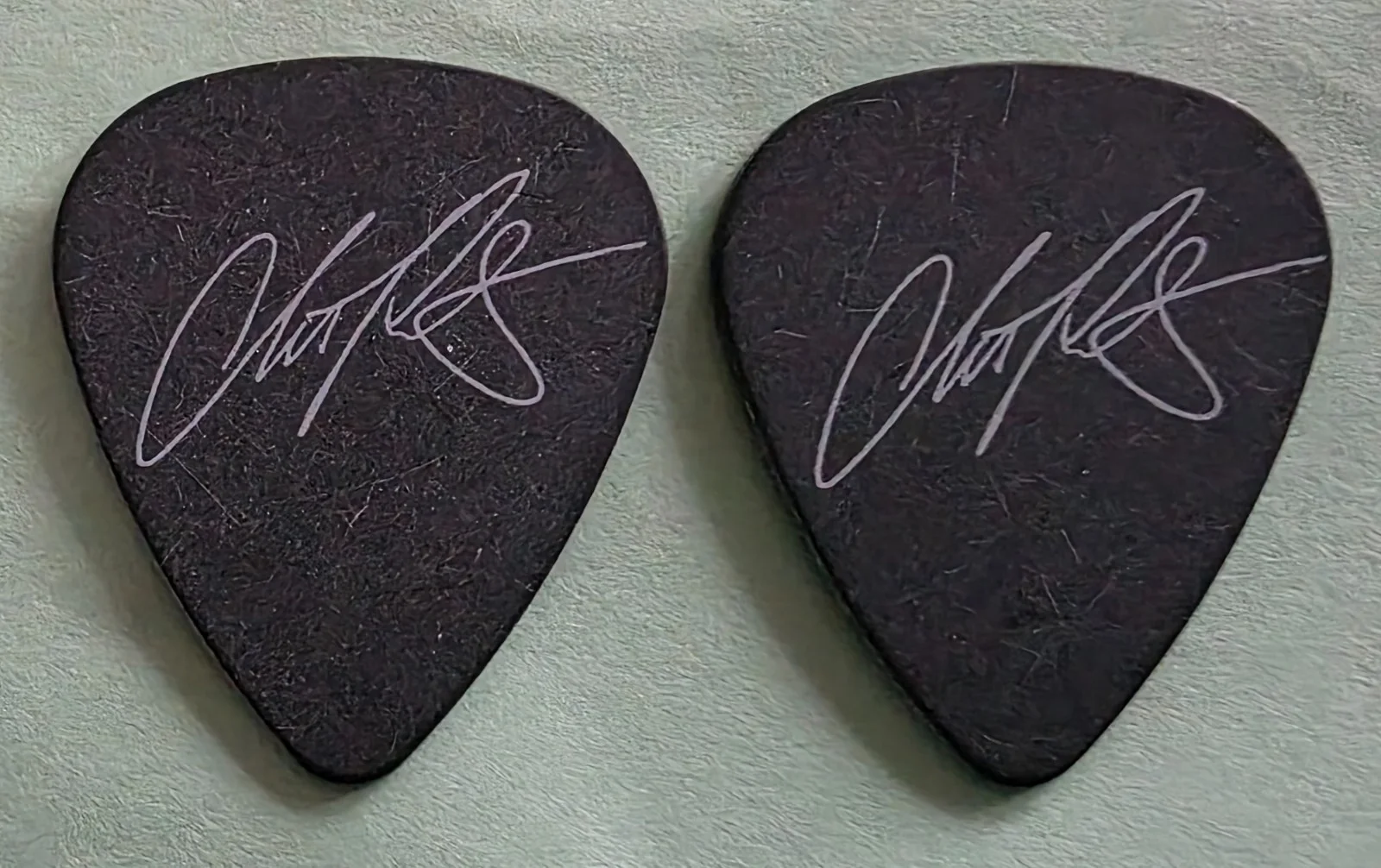 3 Doors Down 2 Chet Roberts tour concert guitar pick picks, изображение 2