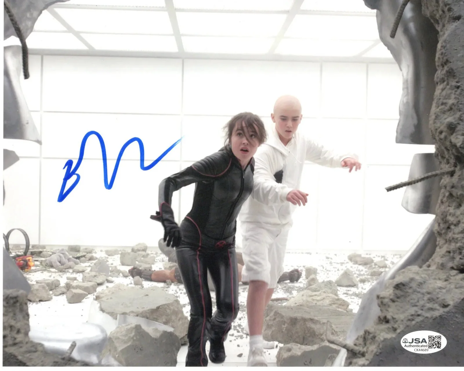 Elliot Page — Elliot Page signed 8x10 Photo Kitty Pryde X-Men Days of Future Past JSA