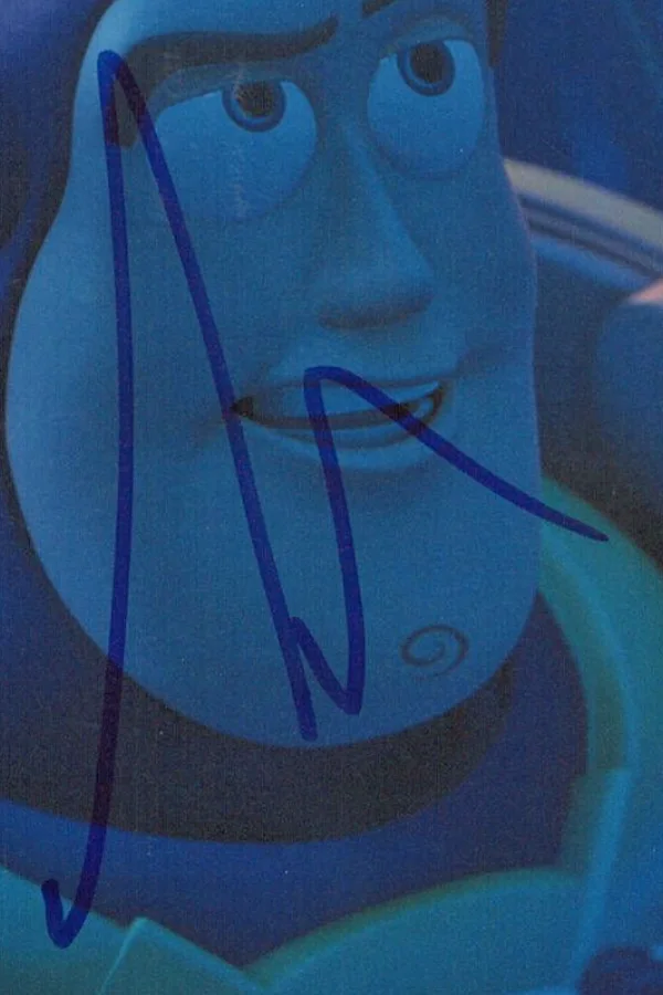 Tim Allen — Tim Allen Buzz Lightyear Autographed Signed 8x10 Photo AMCo COA 22701, изображение 2