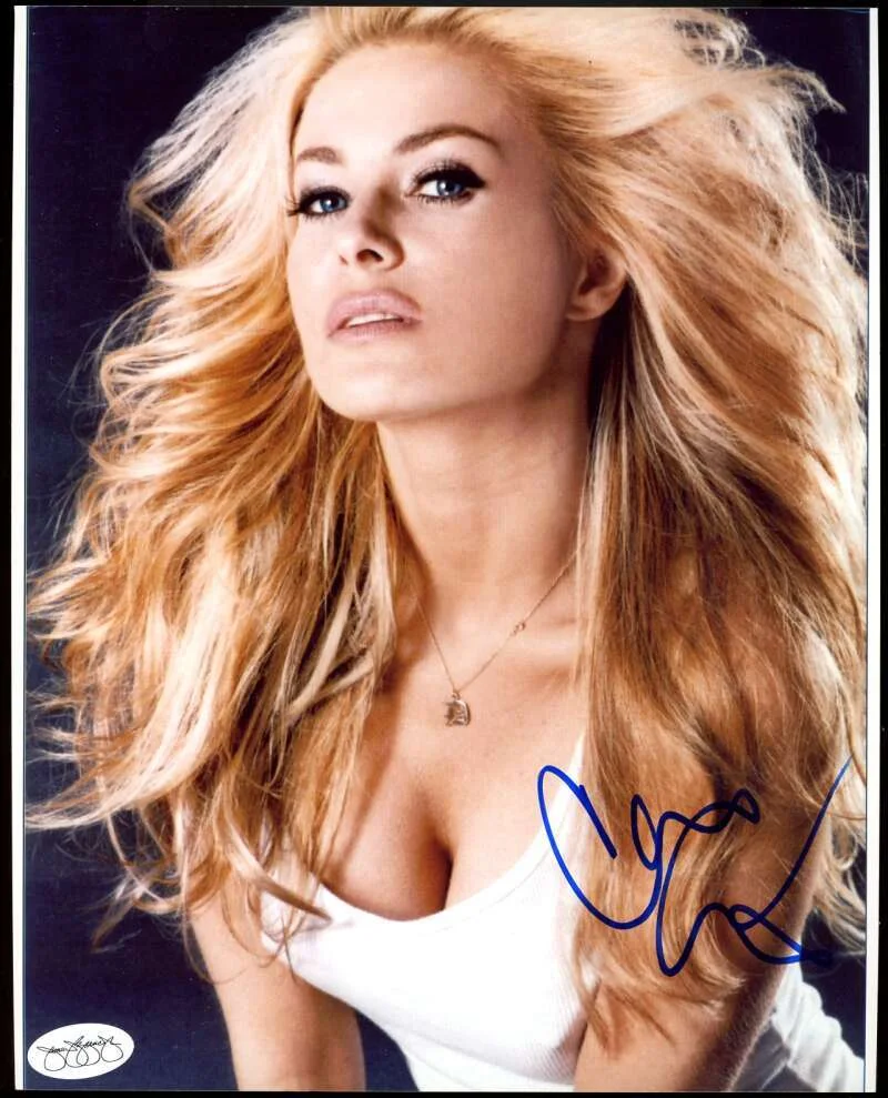 Carmen Electra — Carmen Electra JSA Cert Sticker Signed 8x10 Photo Autograph