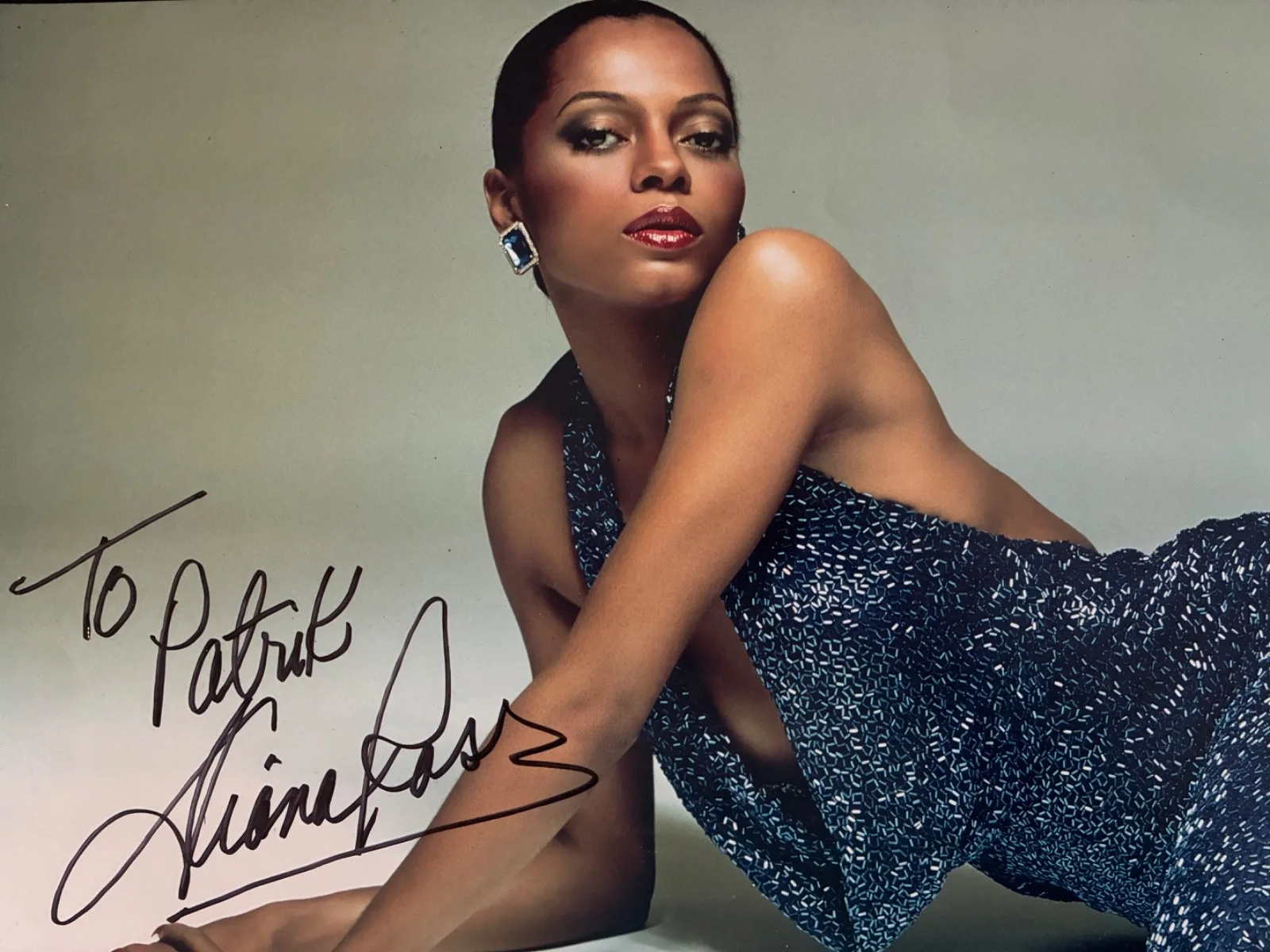 Diana Ross — RARE Large 16x20 DIANA ROSS Signed Photo - Stunning Glamour Shot - Authentic, изображение 2