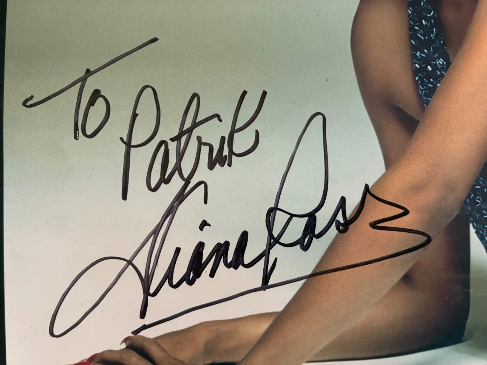 Diana Ross — RARE Large 16x20 DIANA ROSS Signed Photo - Stunning Glamour Shot - Authentic, изображение 3