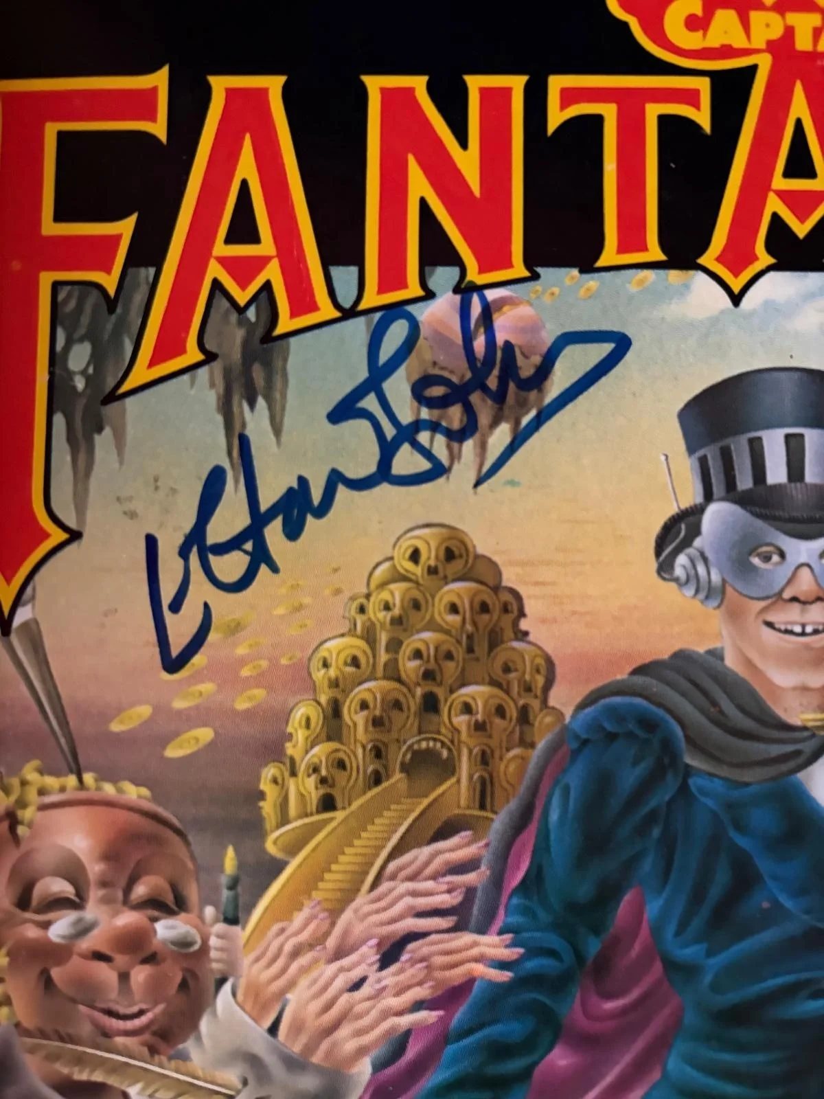 Elton John — ELTON JOHN SIGNED AUTOGRAPH 11X14 MAGAZINE PAGE CAPTAIN FANTASTIC ROCKET MAN PSA, изображение 2