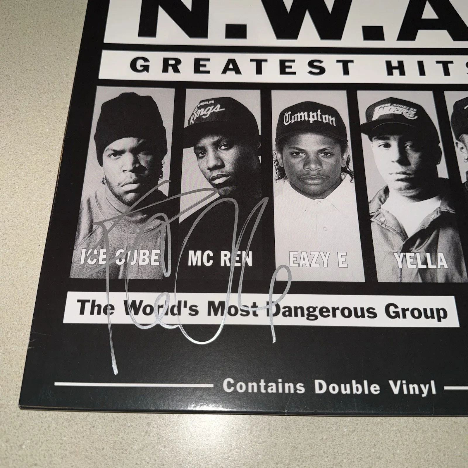 RAPPER ICE CUBE N.W.A. signed autographed GEATEST HITS VINYL BECKETT BAS COA, изображение 2