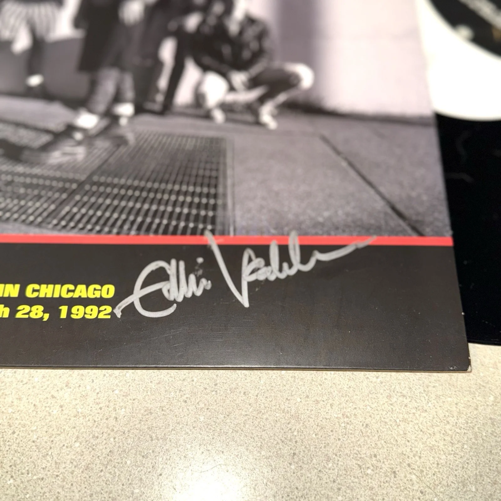 EDDIE VEDDER PEARL JAM signed autographed LIVE IN CHICAGO ALBUM BECKETT BAS COA, image 3